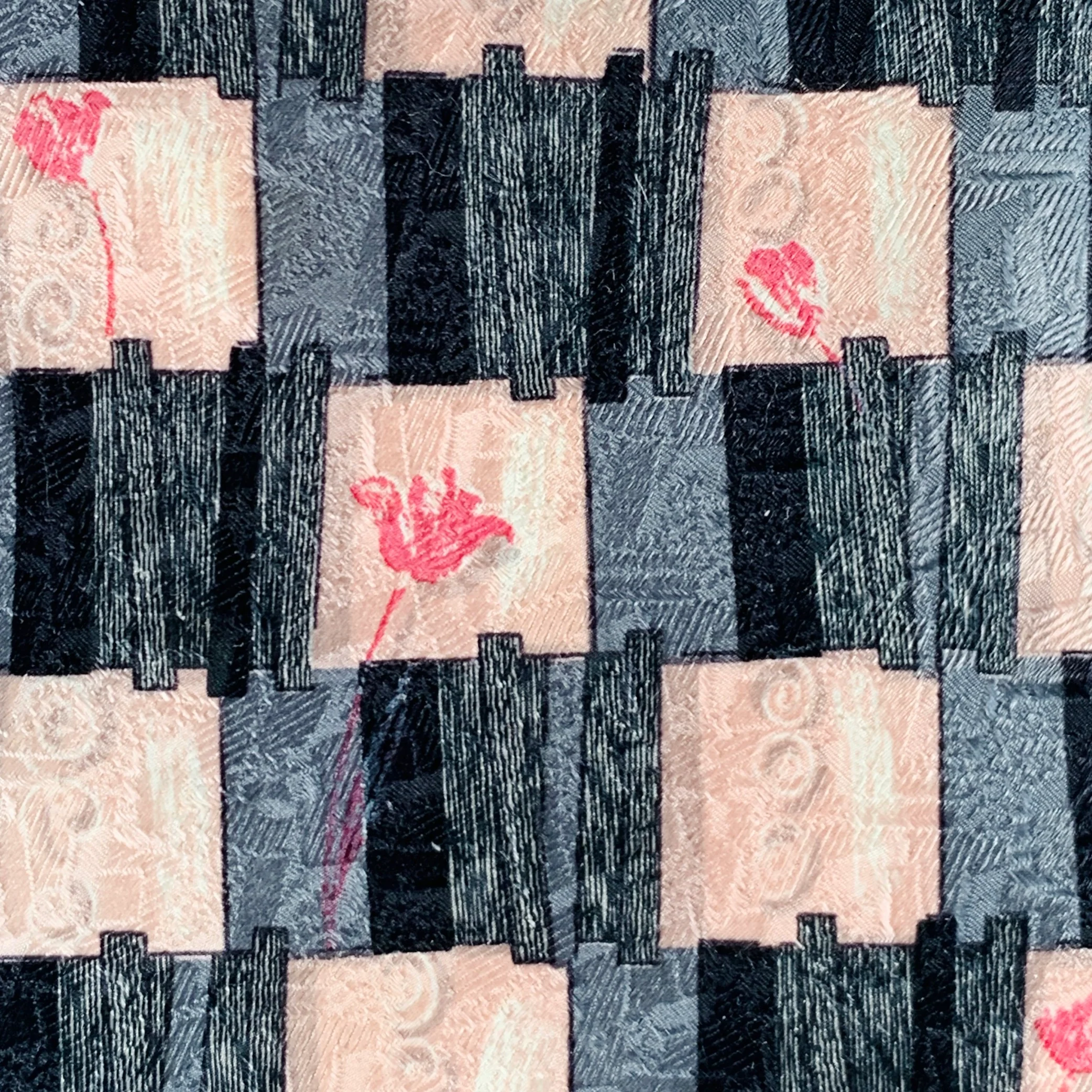 ERMENEGILDO ZEGNA Size Grey Pink Squares Silk Tie - Image 2
