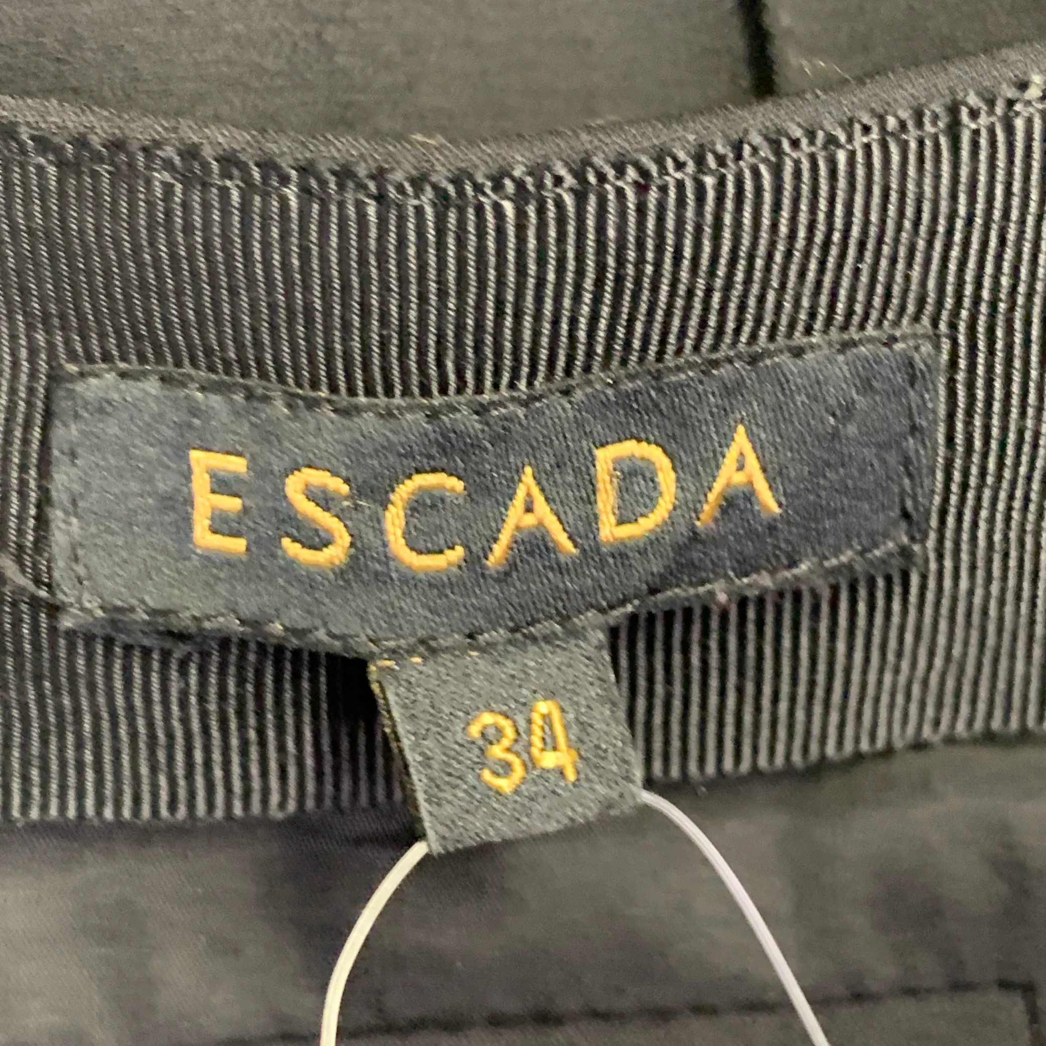 ESCADA Size 4 Black Polyamide Blend Tapered Side Zipper Dress Pants - Image 3