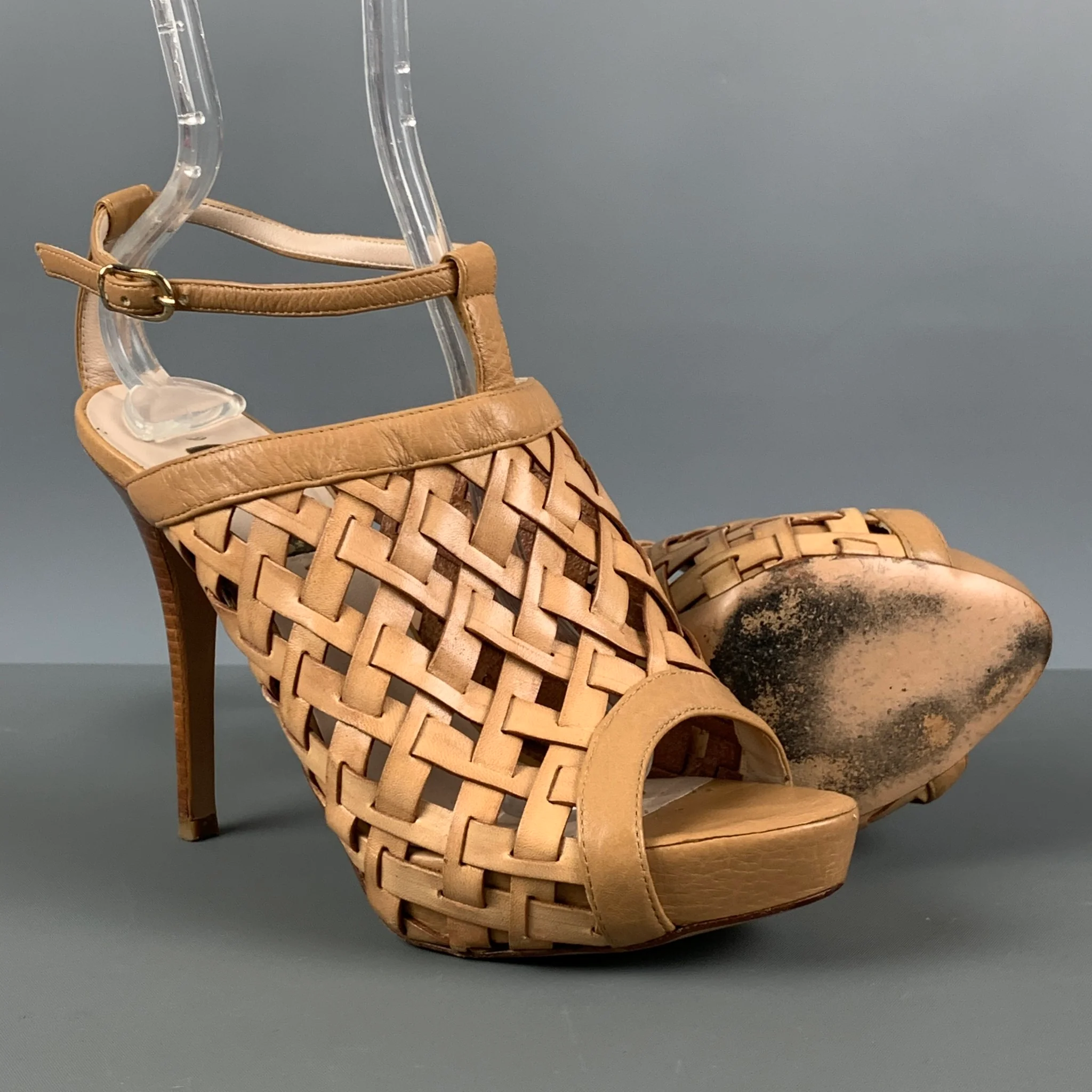 ESCADA Size 8 Beige Leather Woven Ankle Strap Sandals - Image 5