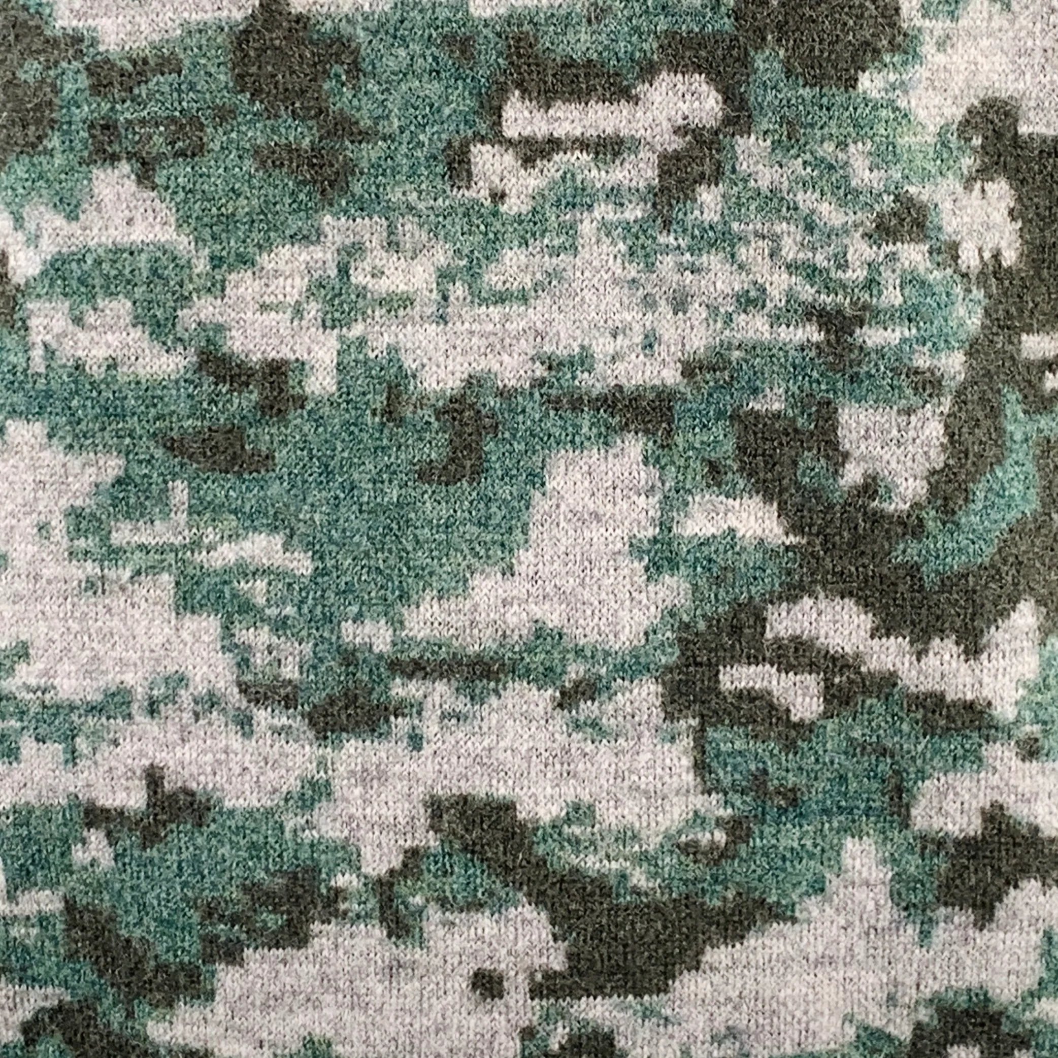 ESTNATION Size M Grey Green Camouflage Wool V-Neck Sweater - Image 2