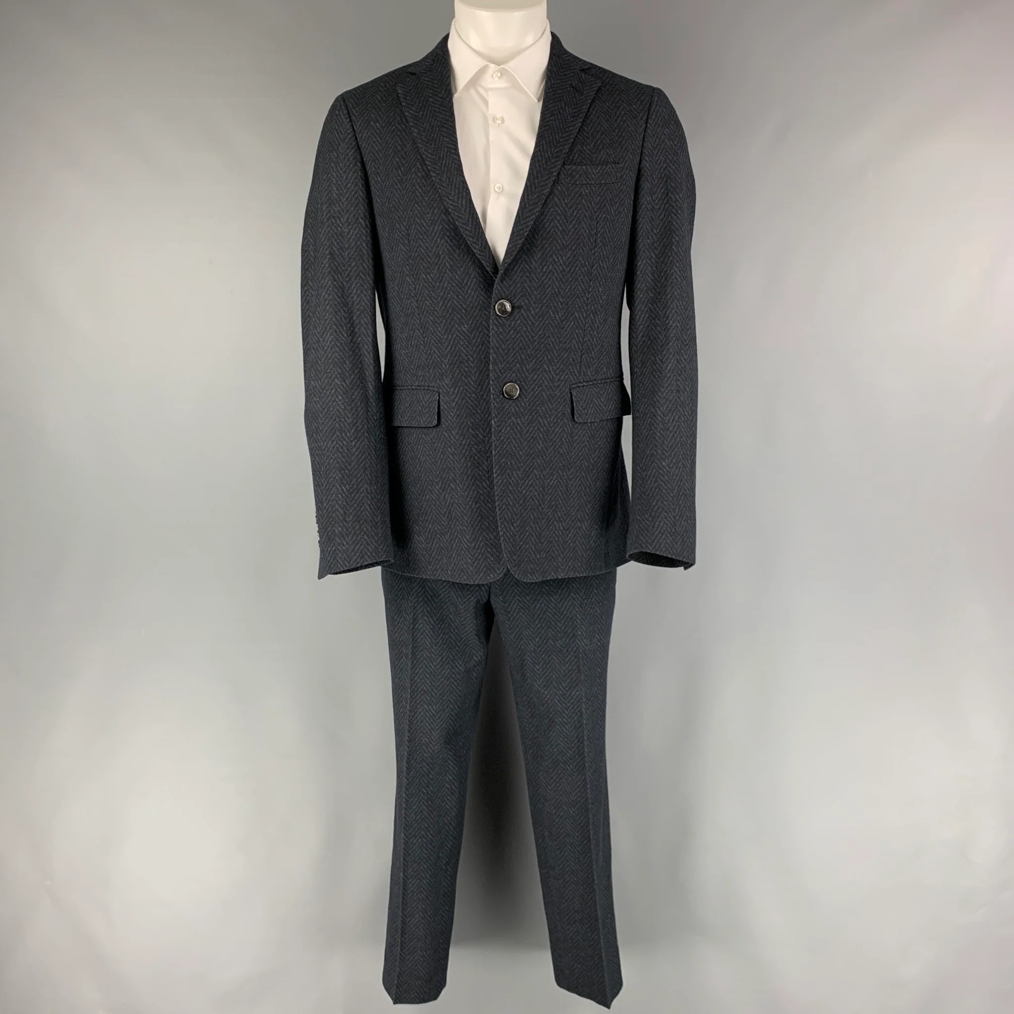ETRO Chest Size 38 Navy Black Herringbone Wool Blend Notch Lapel 32 Sport Coat - Image 2