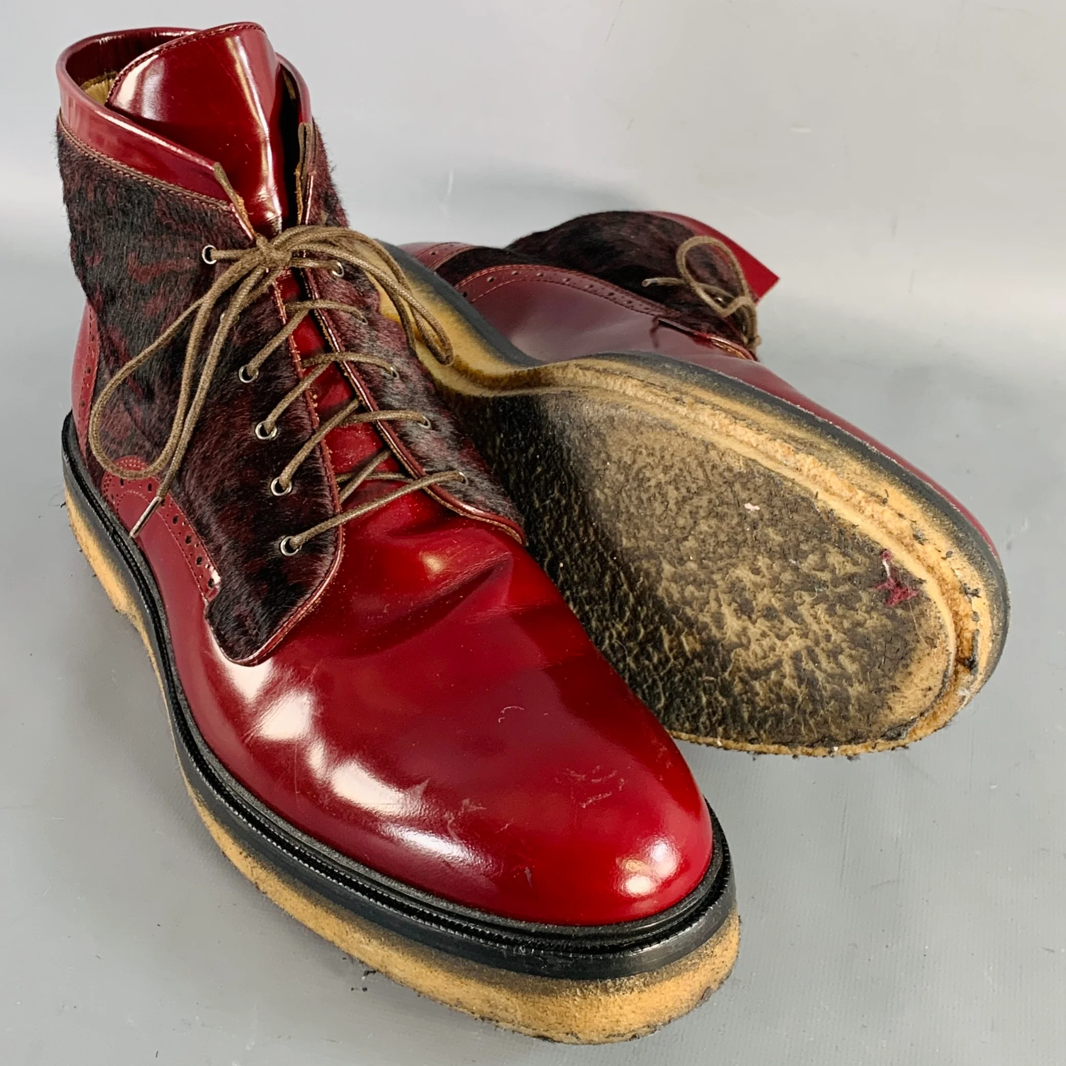 ETRO Size 10 Red Paisley Pony Hair Leather Crepe Sole Ankle Boots - Image 5