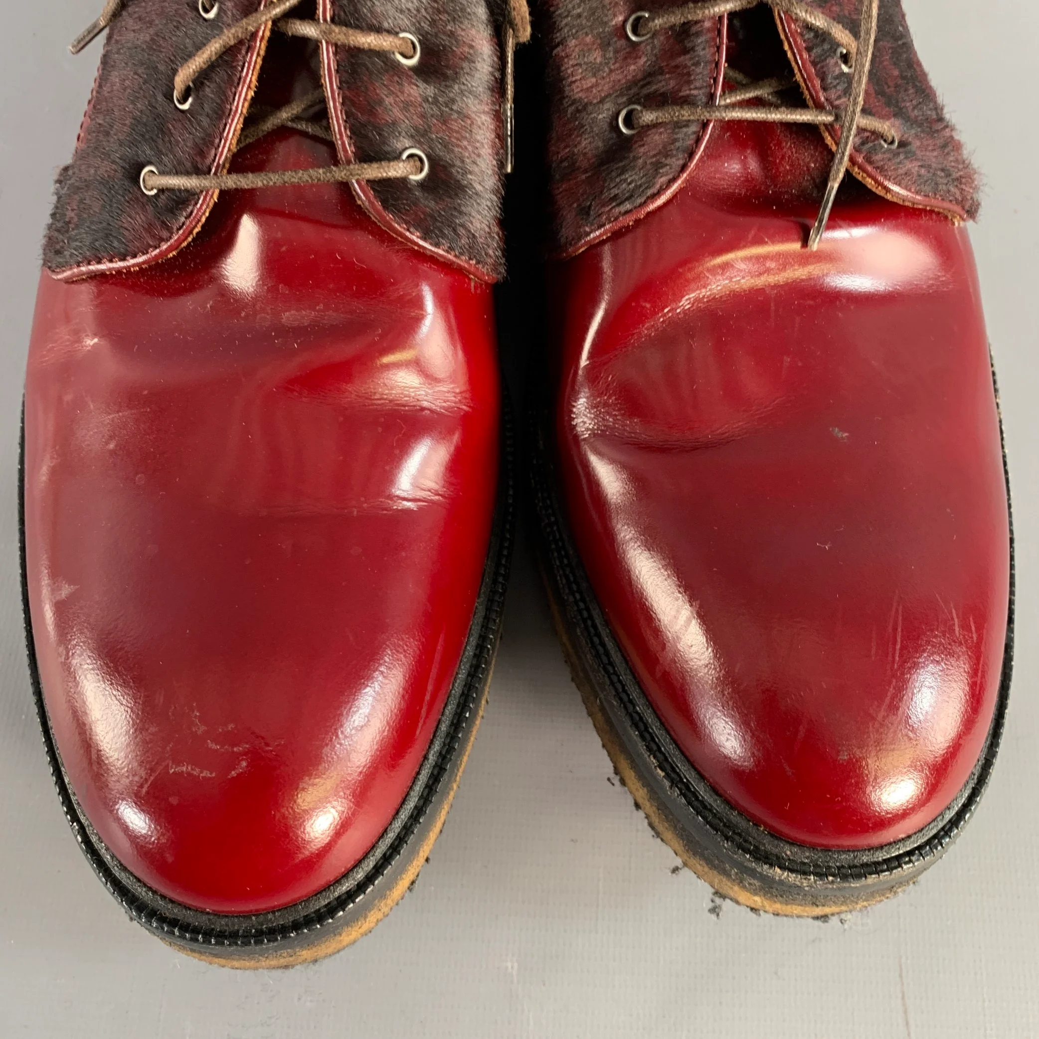 ETRO Size 10 Red Paisley Pony Hair Leather Crepe Sole Ankle Boots - Image 9
