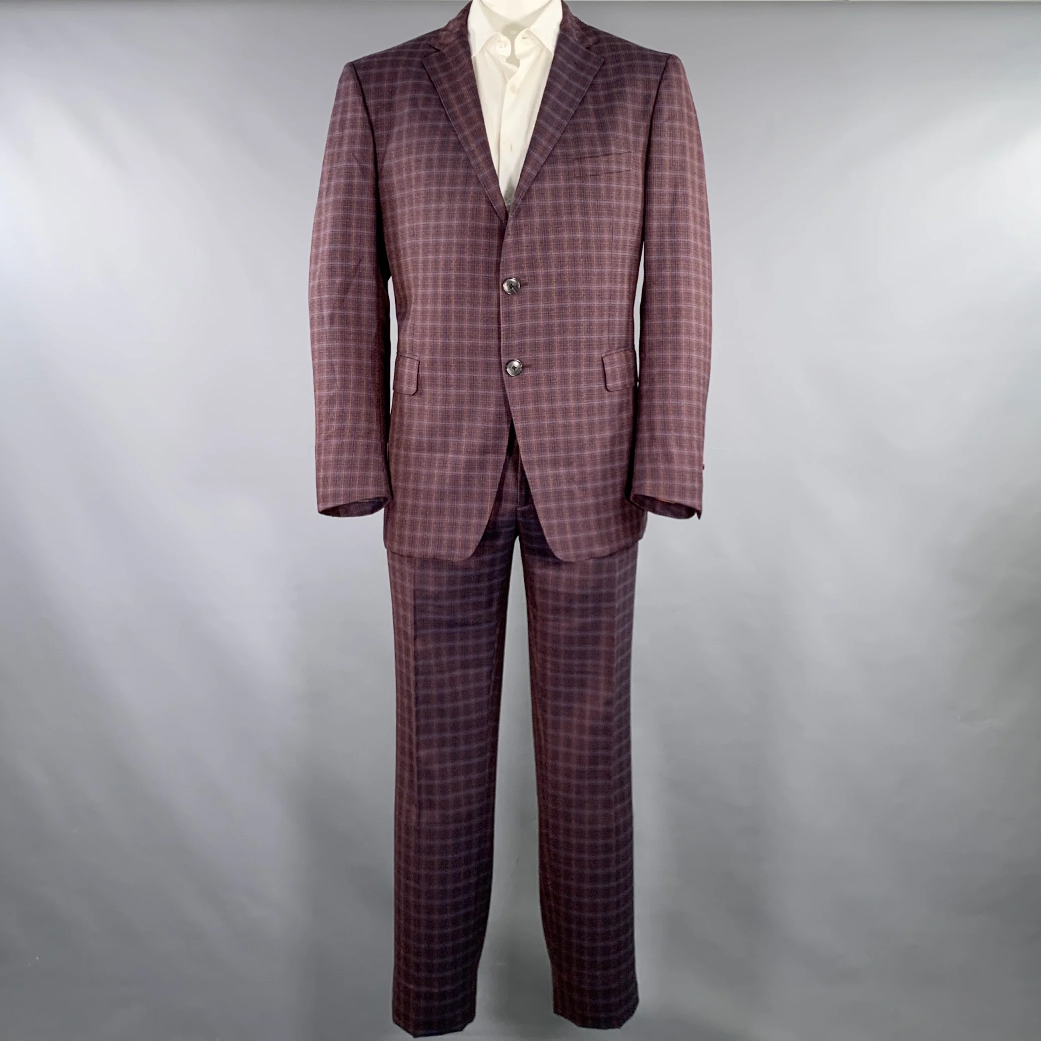 ETRO Size 48 Burgundy Black Gold Plaid Wool Notch Lapel Suit - Image 2