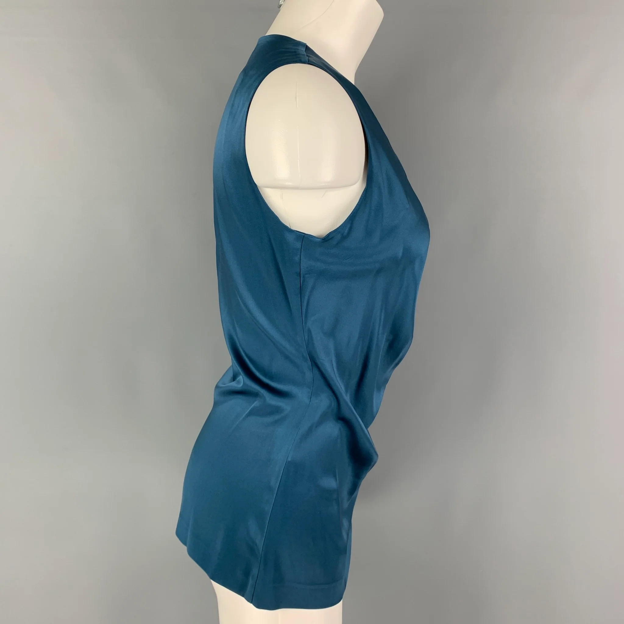 ETRO Size 8 Blue Silk V-Neck Casual Top - Image 2