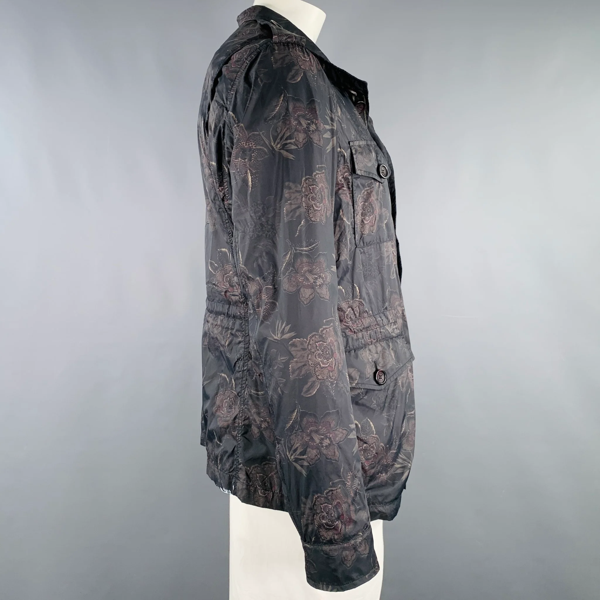 ETRO Size XL Black Tan Floral Polyamide Epaulettes Jacket - Image 2