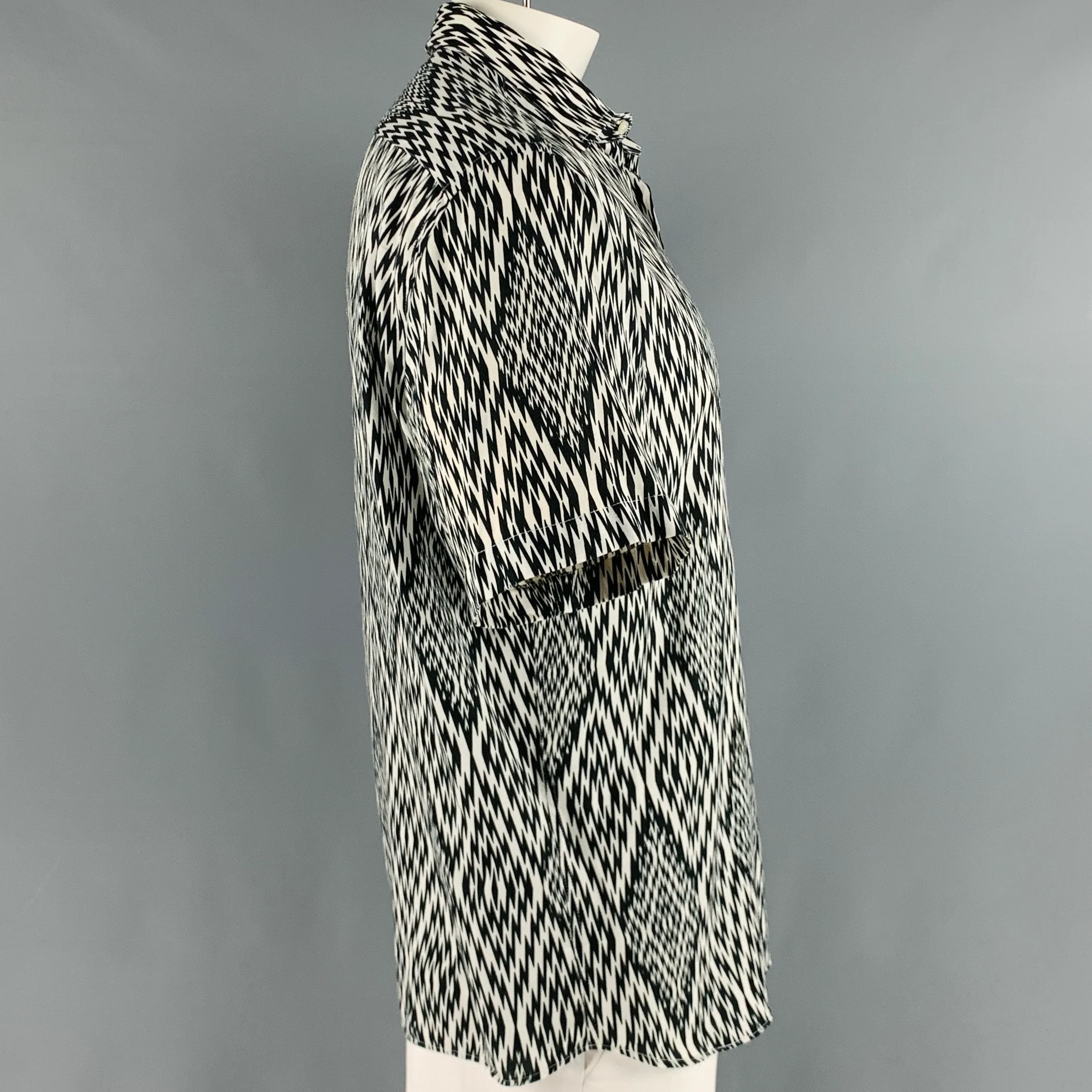 ETRO Size XL Black White Zig Zag Cotton Button Up Short Sleeve Shirt - Image 3