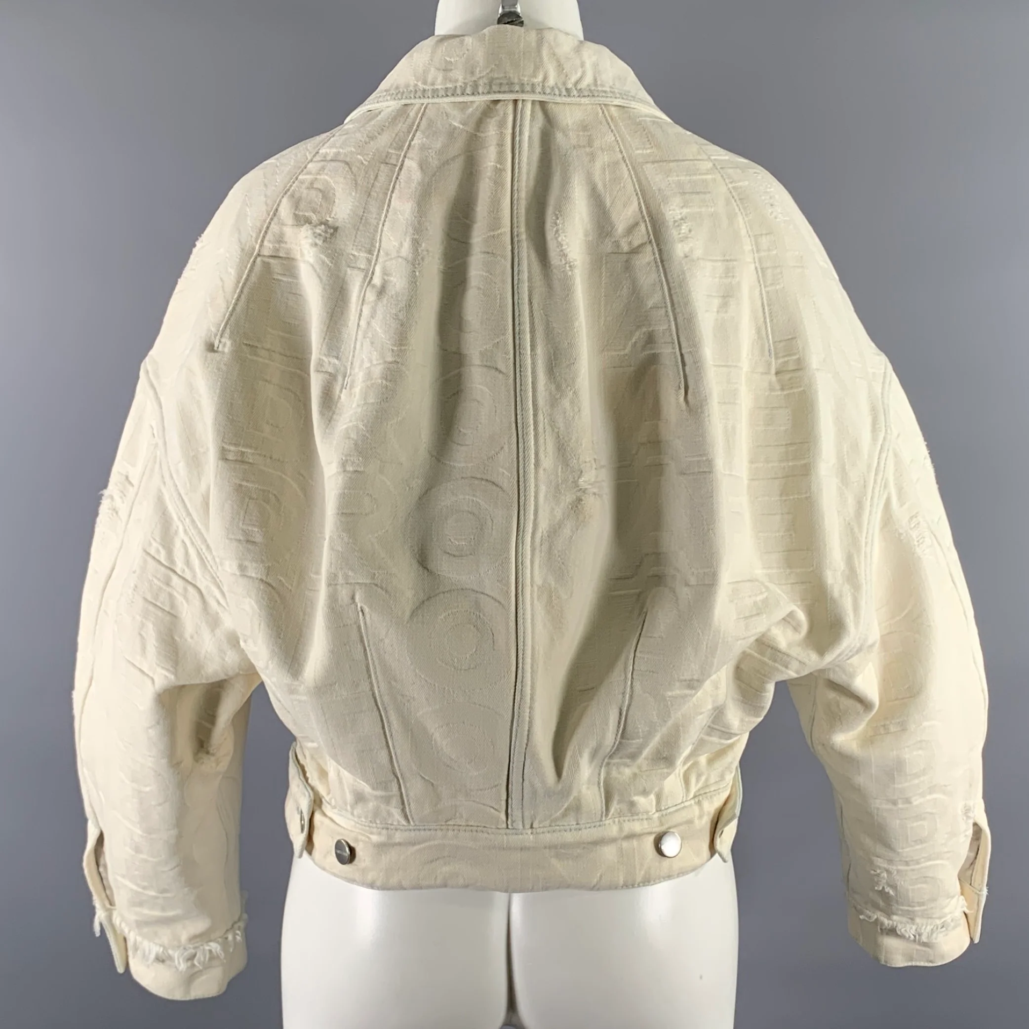 FENDI Size 0 Cream Silver Cotton Monogram Trucker Jacket - Image 5