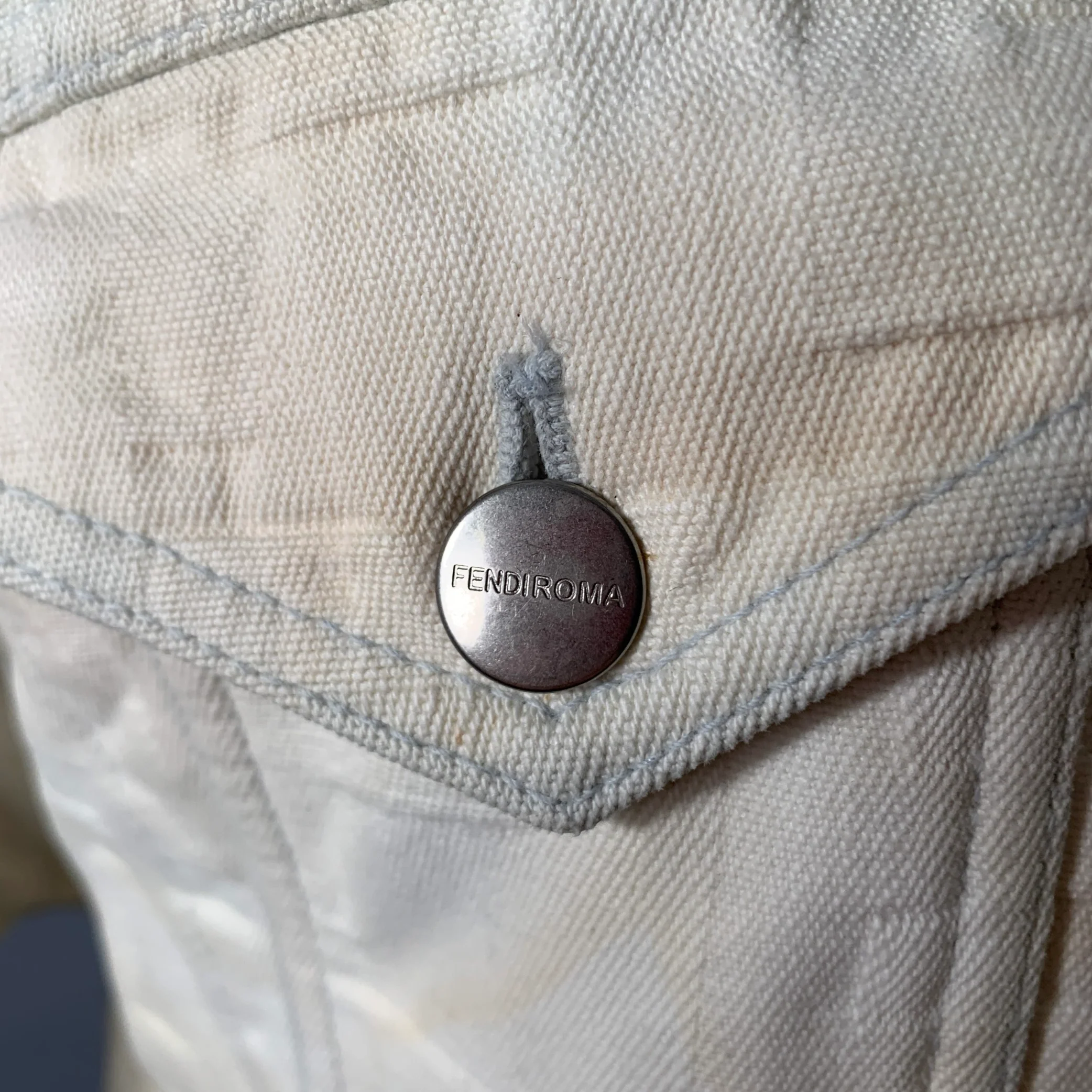 FENDI Size 0 Cream Silver Cotton Monogram Trucker Jacket - Image 7