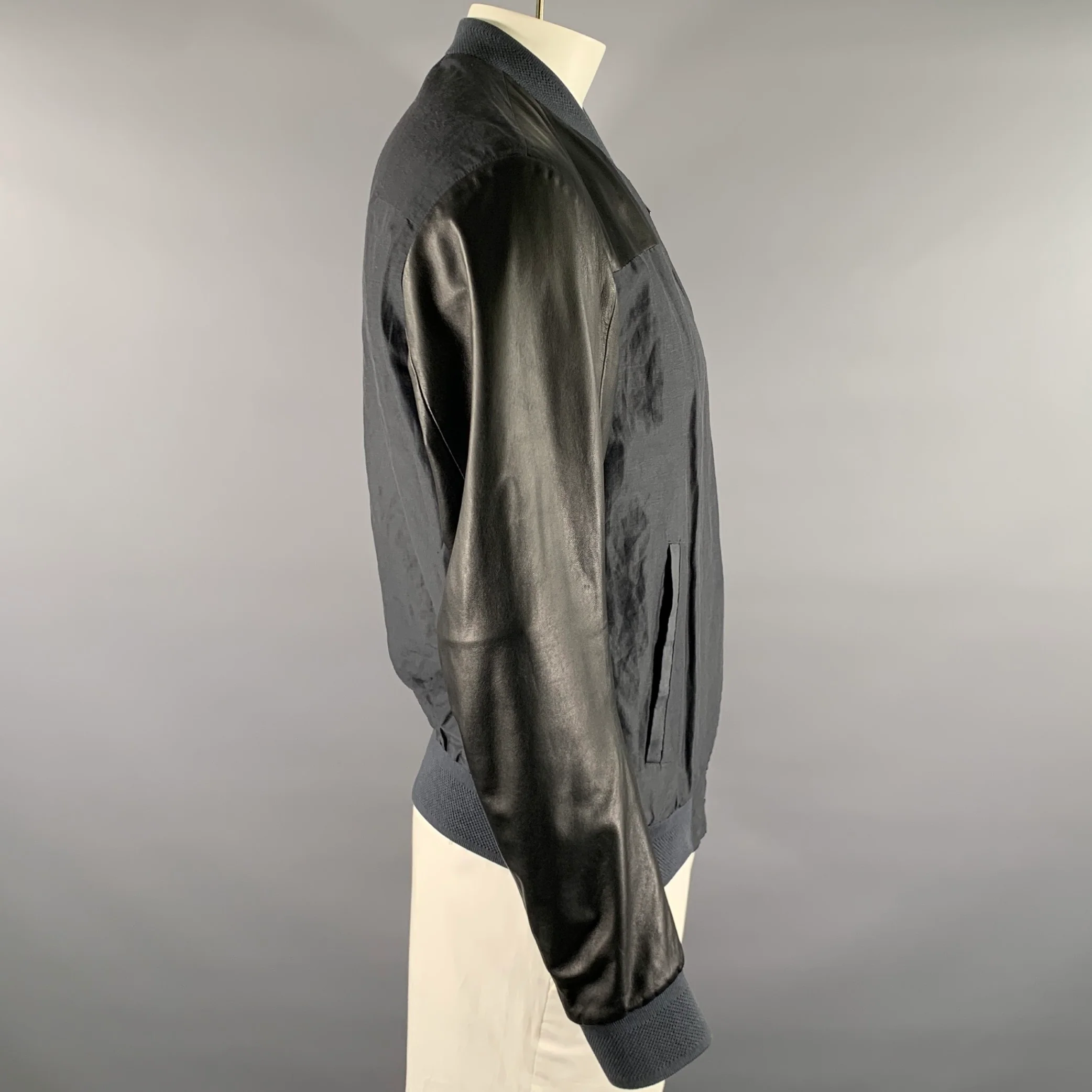 FENDI Size 44 Black Navy Linen Silk Leather Bomber Jacket - Image 3