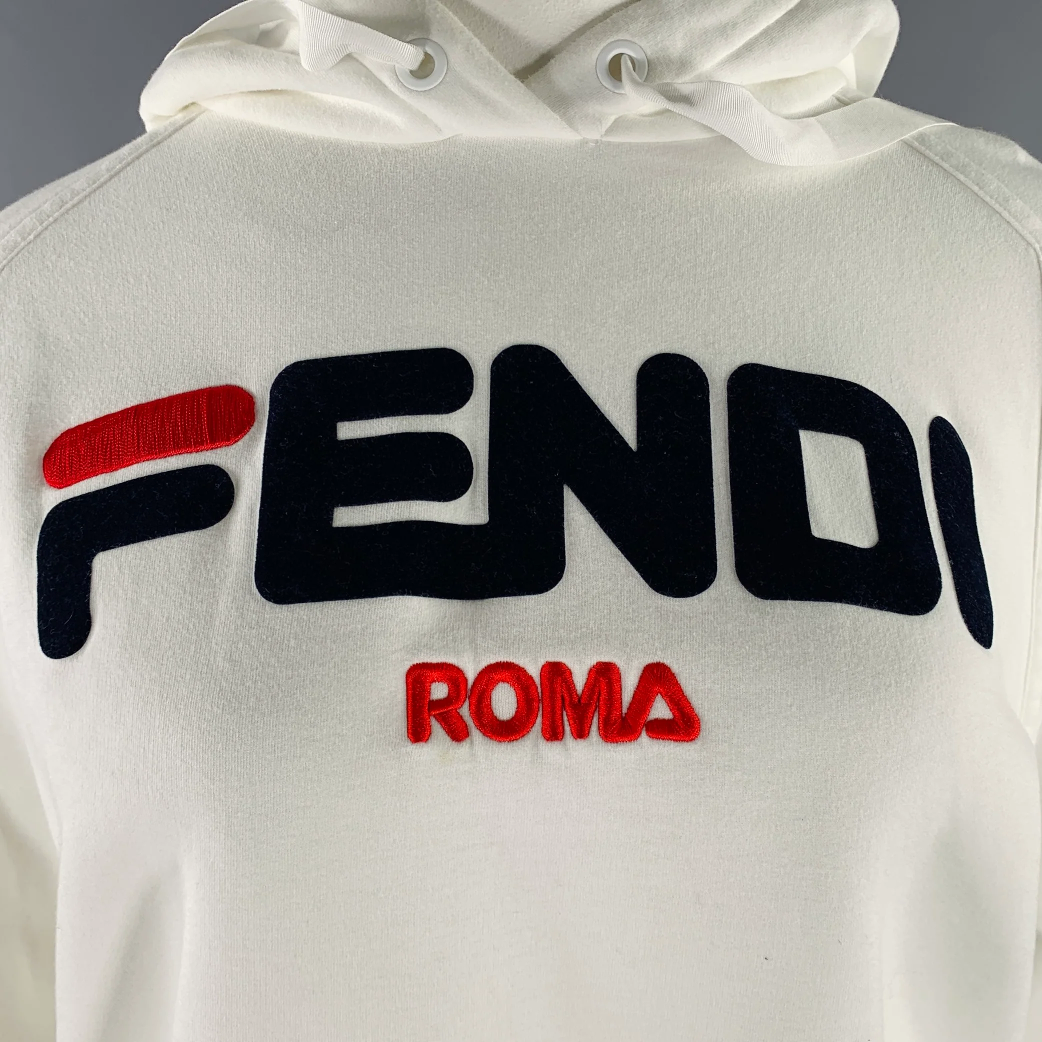 FENDI x FILA 2018 Size L White Black Red Cotton Logo Hoodie Casual Top - Image 2