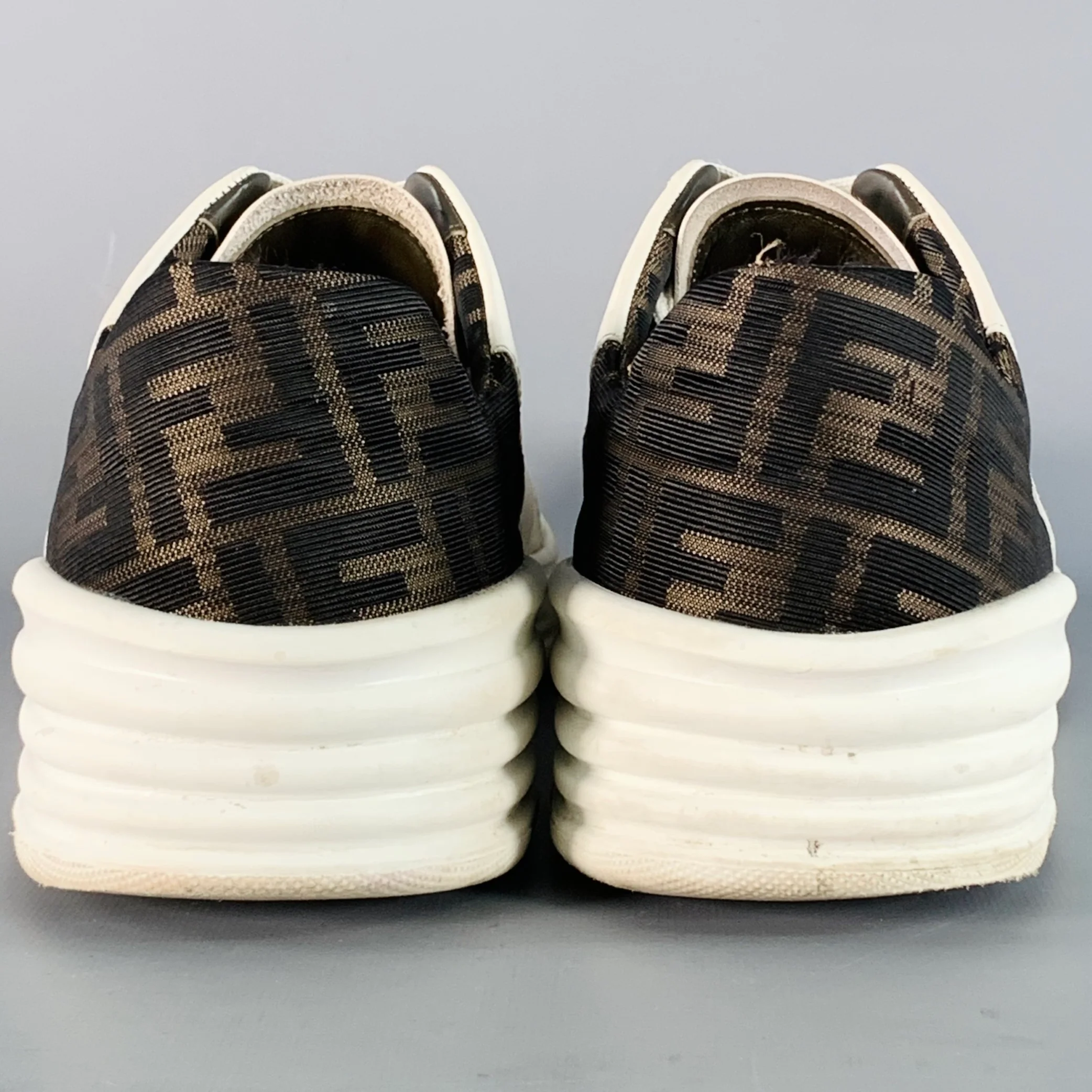 FENDI ZUCCA Size 11 Zucca White Brown Canvas Monogram Low Top Sneakers - Image 3