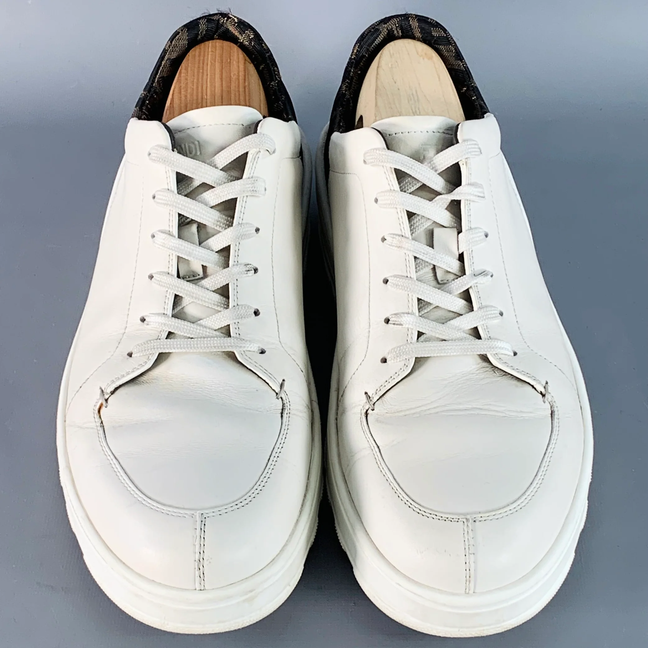 FENDI ZUCCA Size 11 Zucca White Brown Canvas Monogram Low Top Sneakers - Image 4