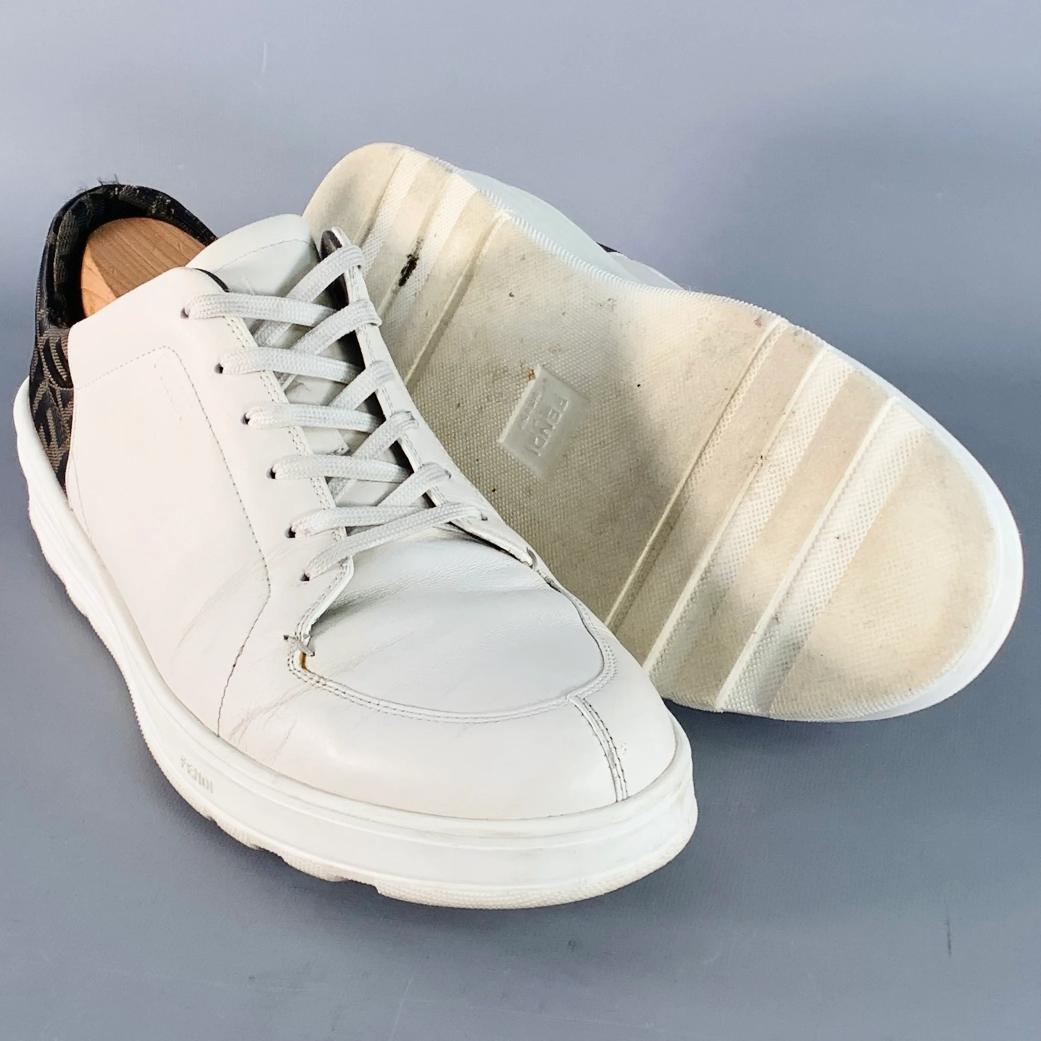 FENDI ZUCCA Size 11 Zucca White Brown Canvas Monogram Low Top Sneakers - Image 5