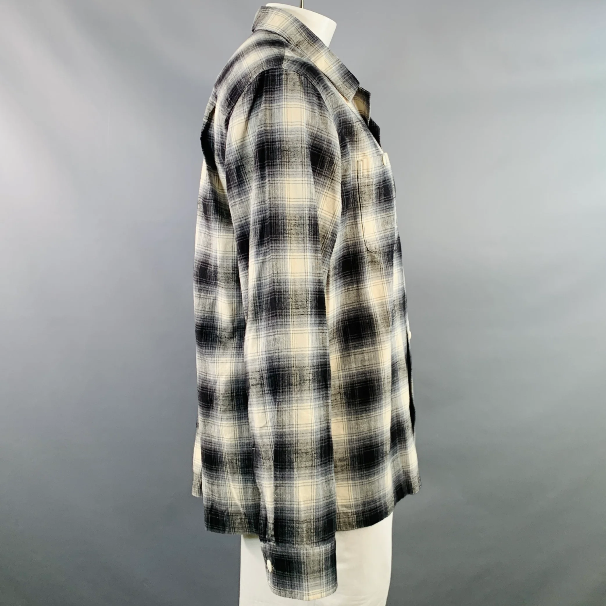 FILSON Size L Elk Heights Black Cream Plaid Cotton Two Pockets Long Sleeve Overshirt - Image 2
