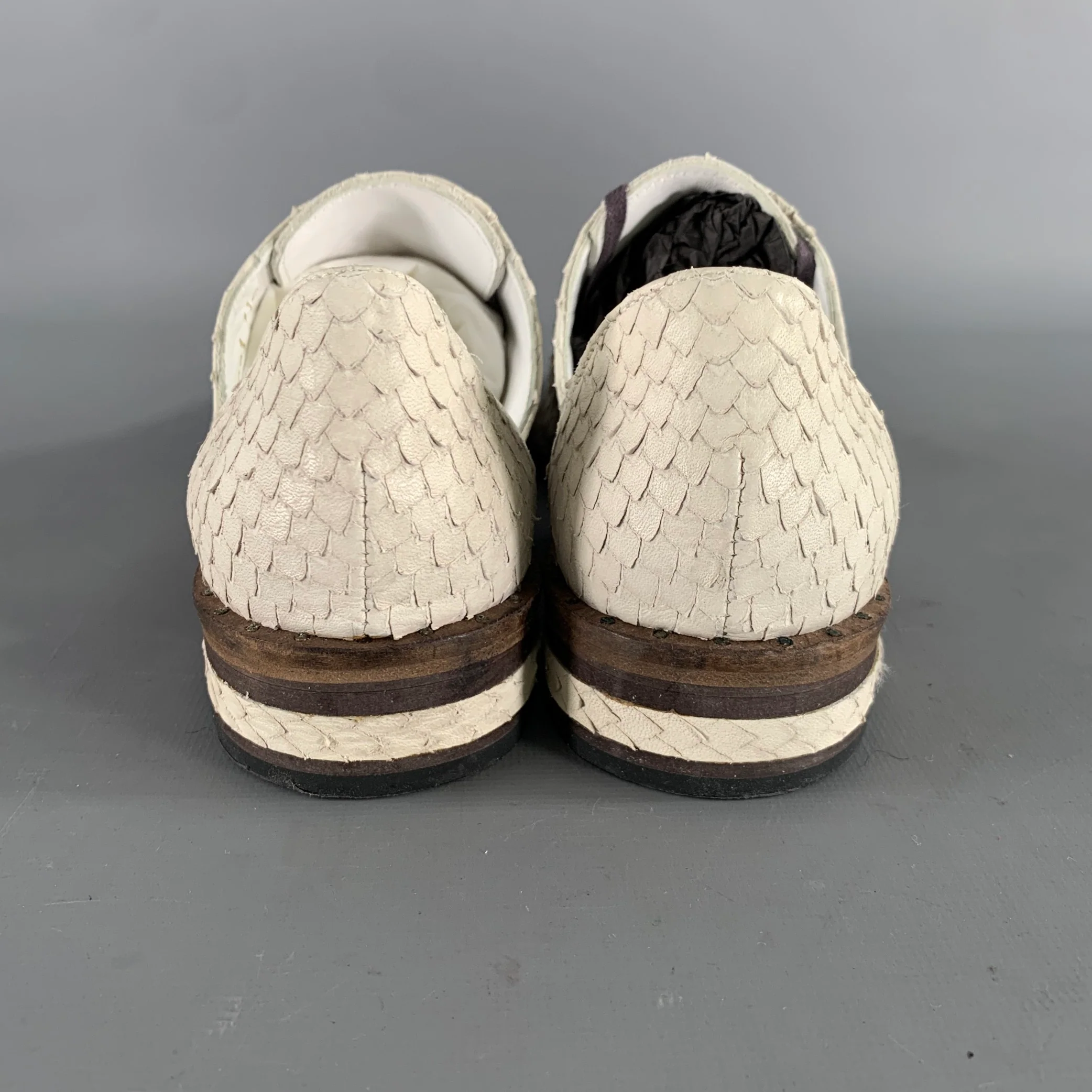 FREDA SALVADOR Size 5.5 White Leather Snake Embossed Embossed Pointed Toe Flats - Image 3