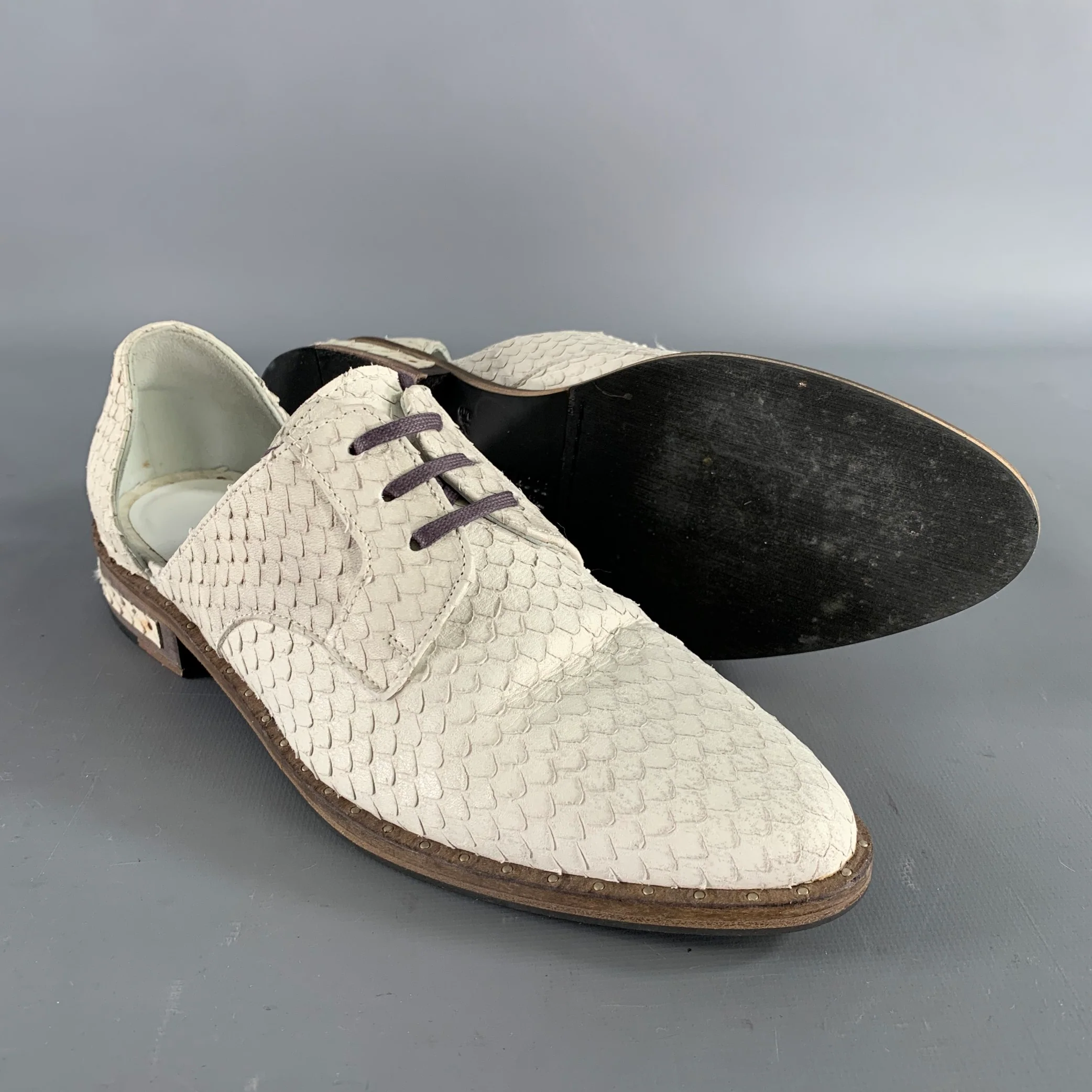 FREDA SALVADOR Size 5.5 White Leather Snake Embossed Embossed Pointed Toe Flats - Image 5