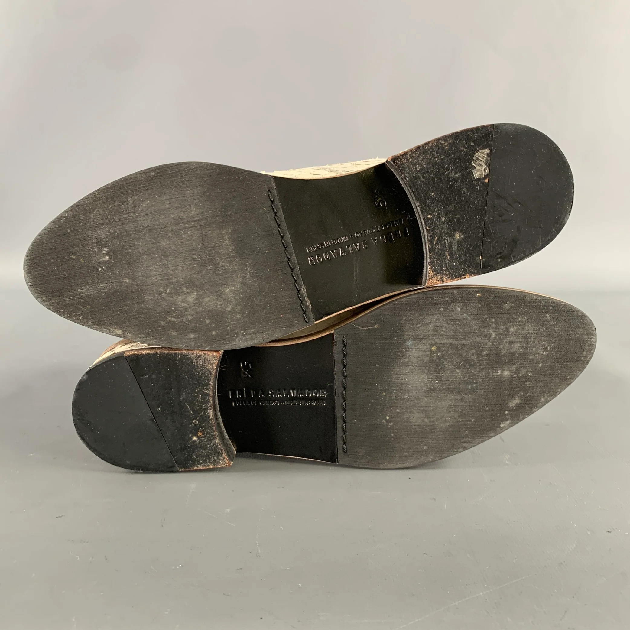 FREDA SALVADOR Size 5.5 White Leather Snake Embossed Embossed Pointed Toe Flats - Image 6