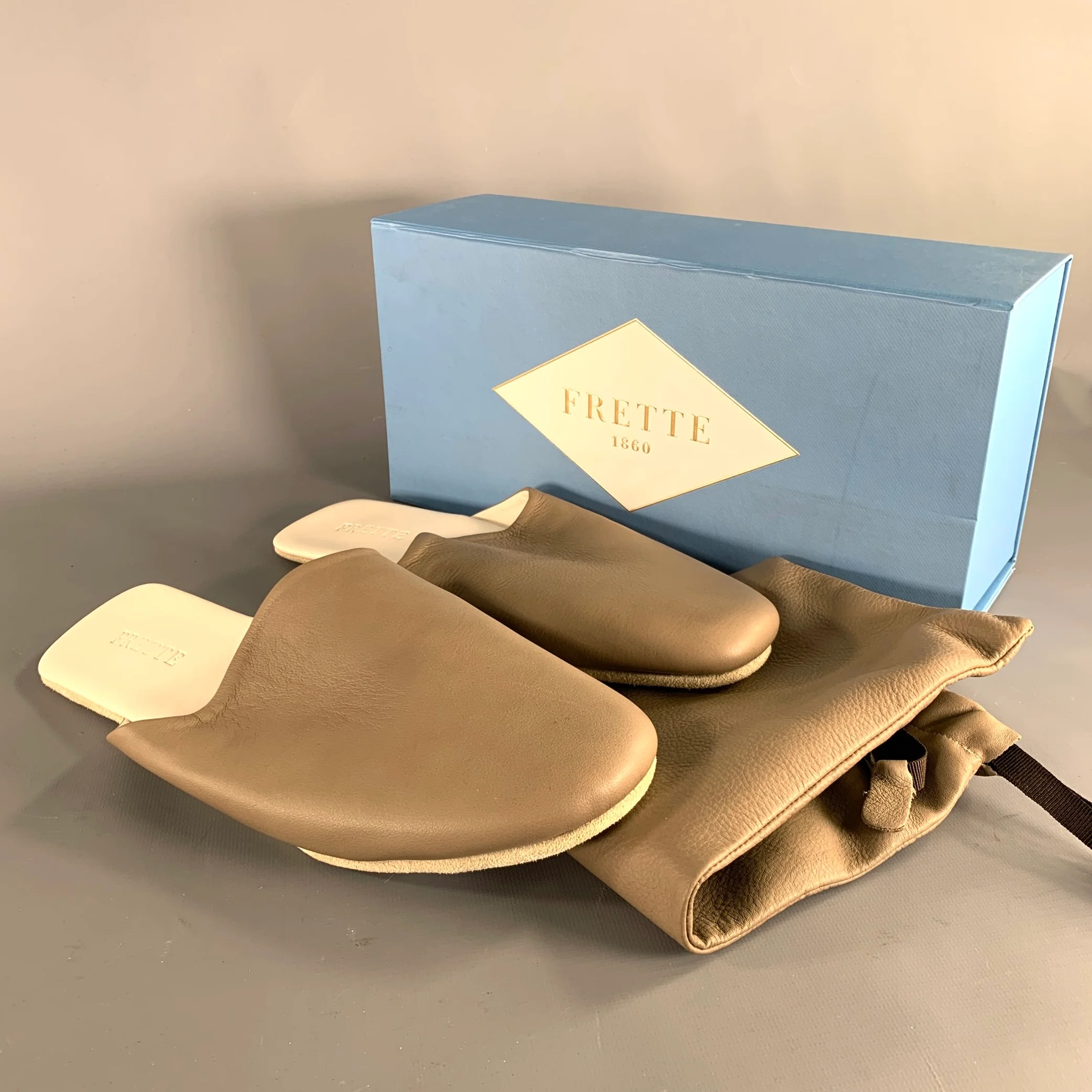 FRETTE Size 9 Grey Taupe Leather Slippers Loafers - Image 9