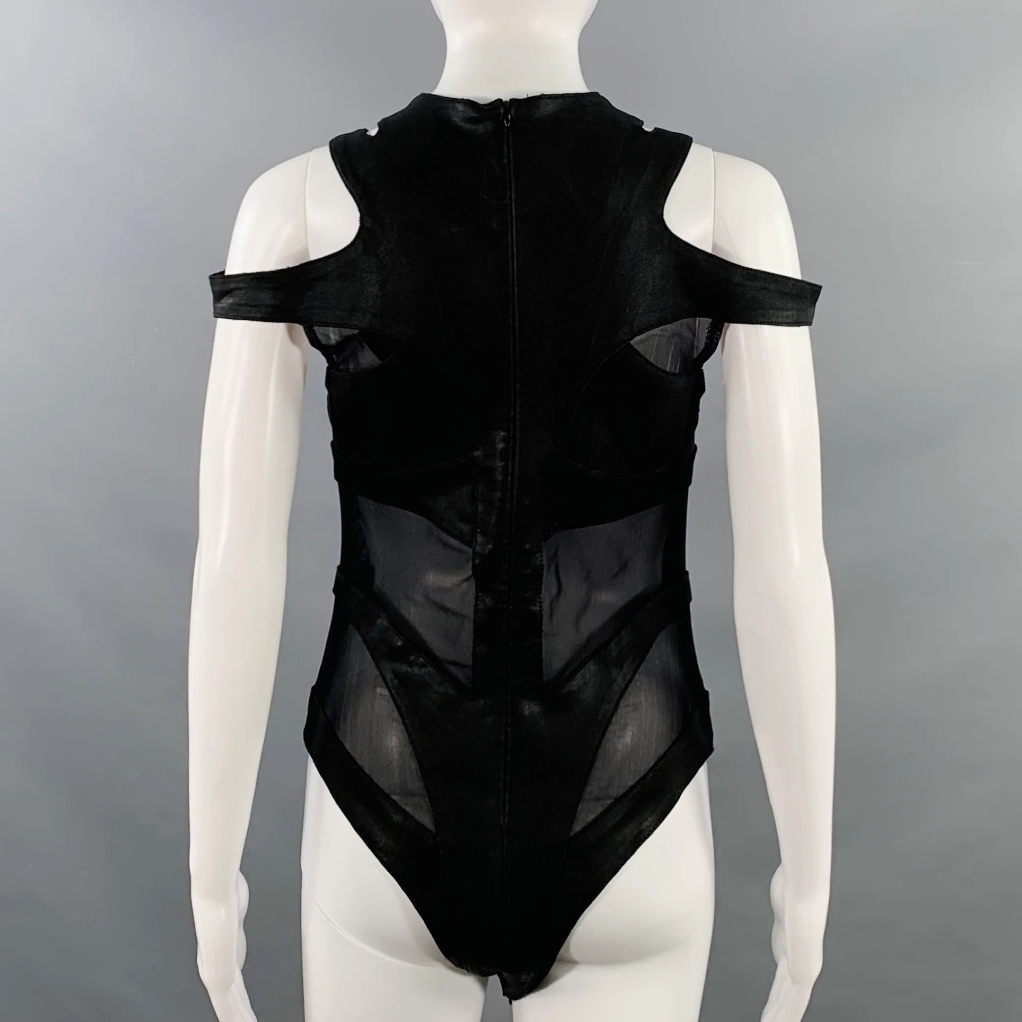 GELAREH Size M Loa Black Cut Out Bodysuit Casual Top - Image 4