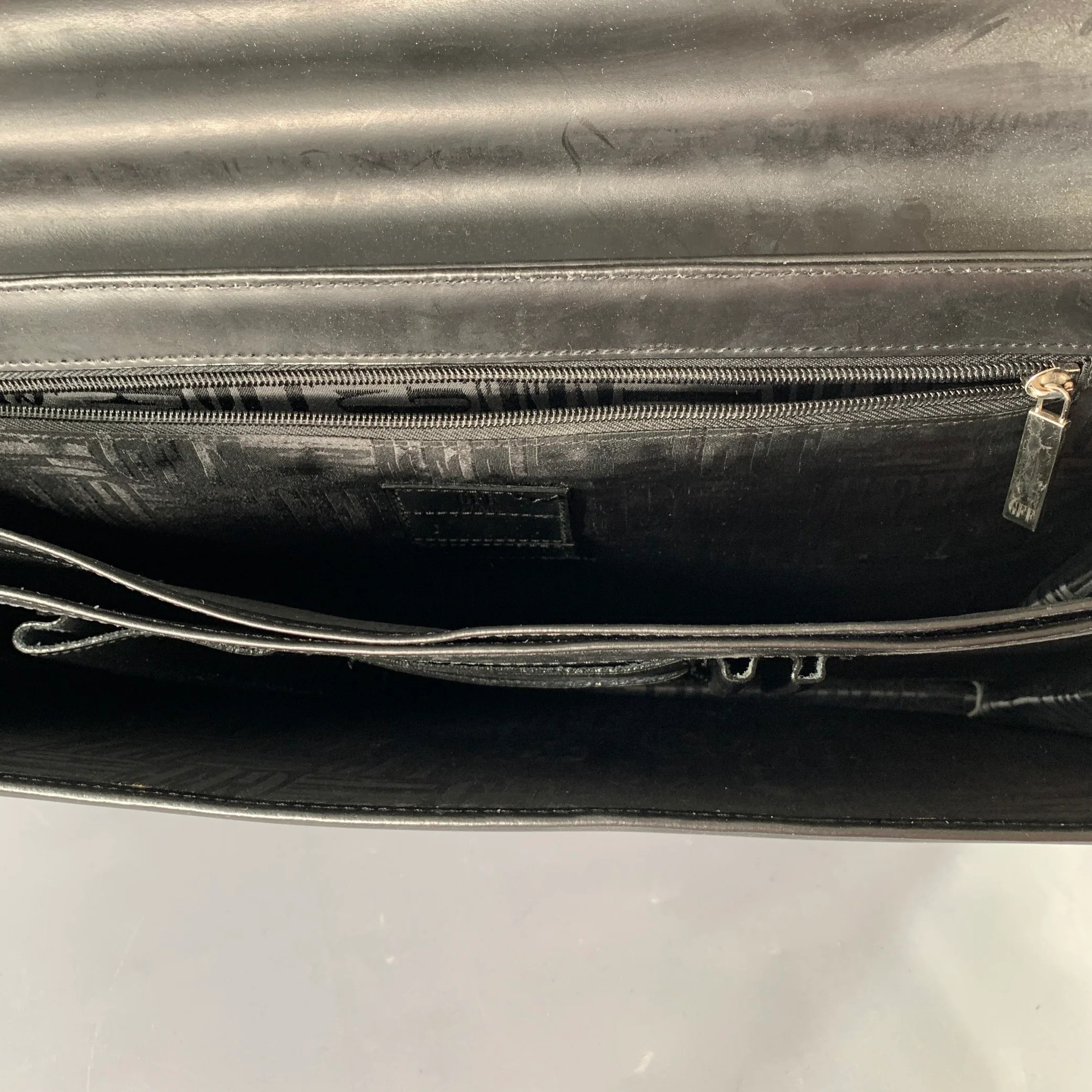 GIANFRANCO FERRE Black Leather Briefcase Push Lock Bag - Image 7