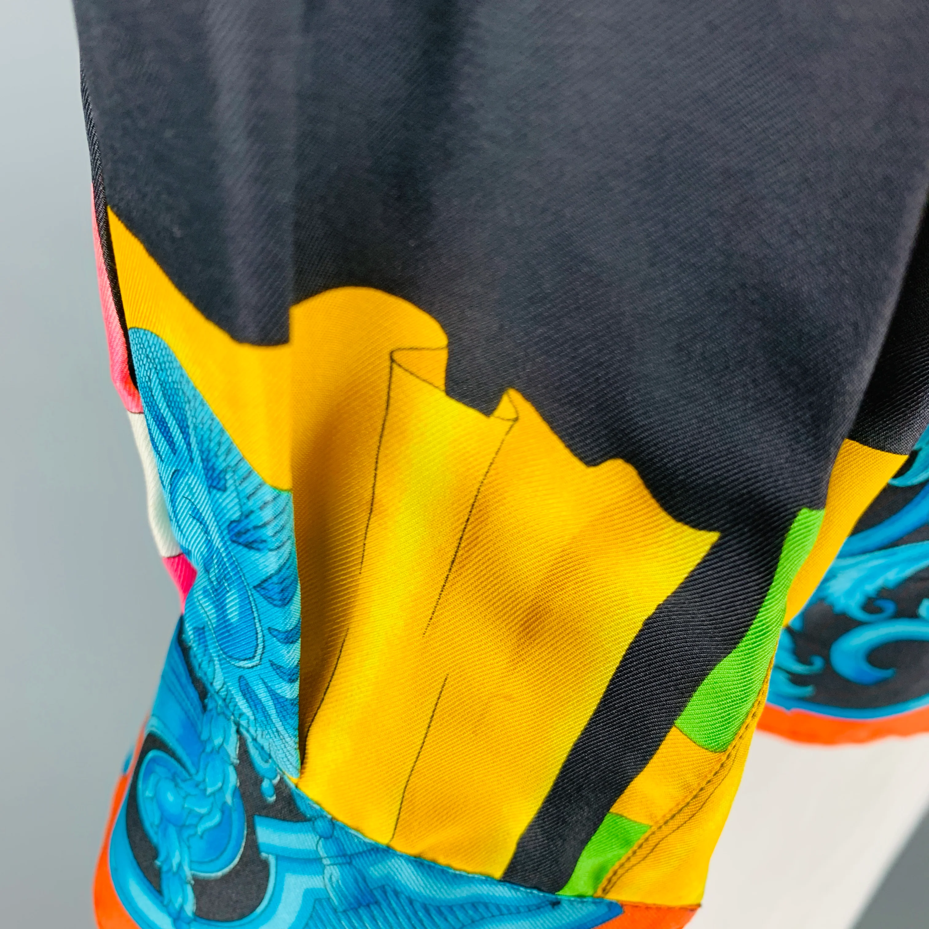 GIANNI VERSACE Size 44 Multi Color Print Silk Hidden Placket Long Sleeve Shirt - Image 5