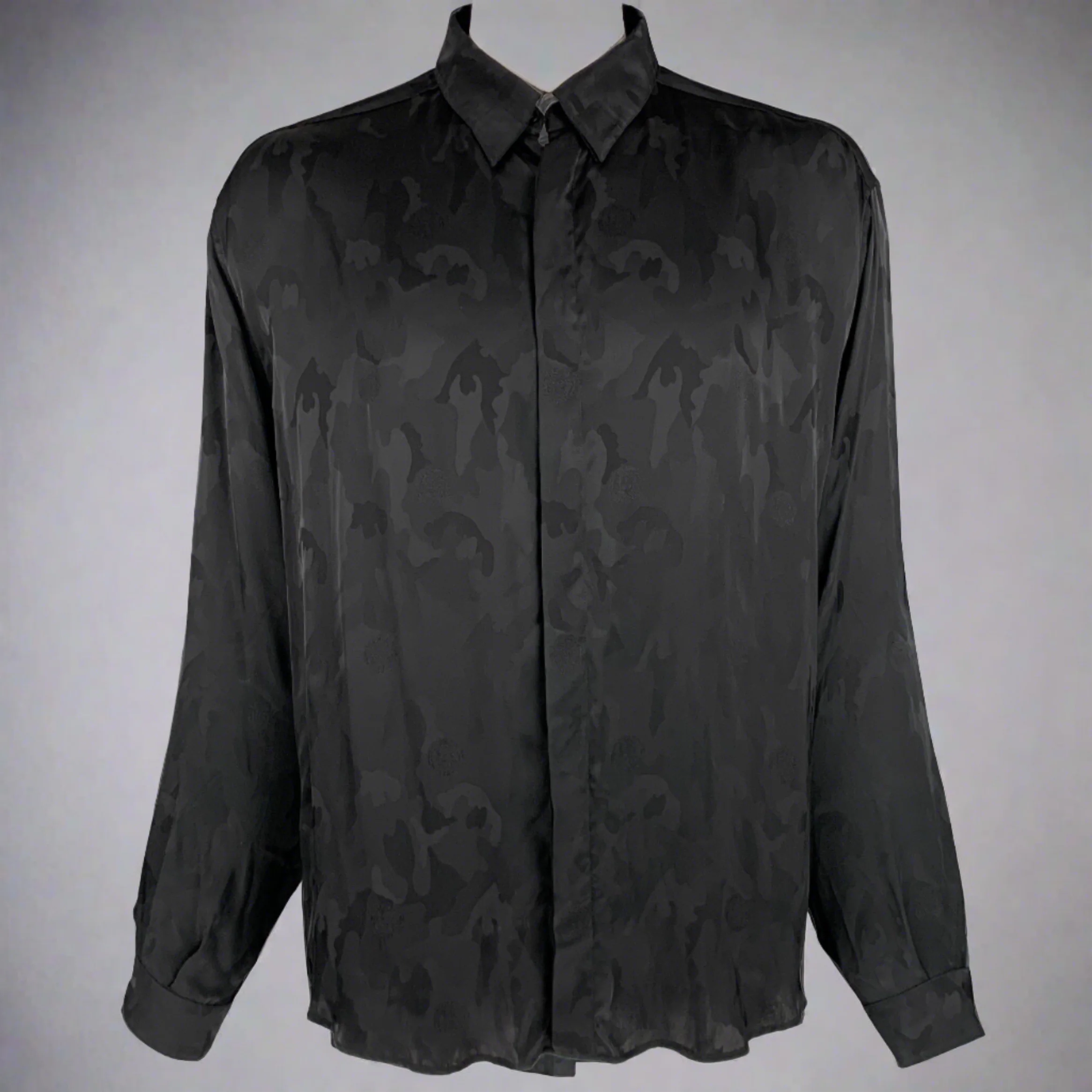 GIANNI VERSACE Size XL Black Camo Silk Hidden Placket Long Sleeve Shirt