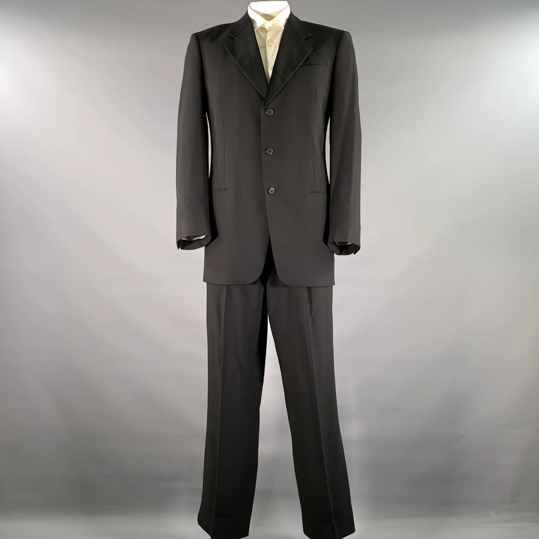 GIORGIO ARMANI Size 42 Black Wool Notch Lapel Tuxedo - Image 2