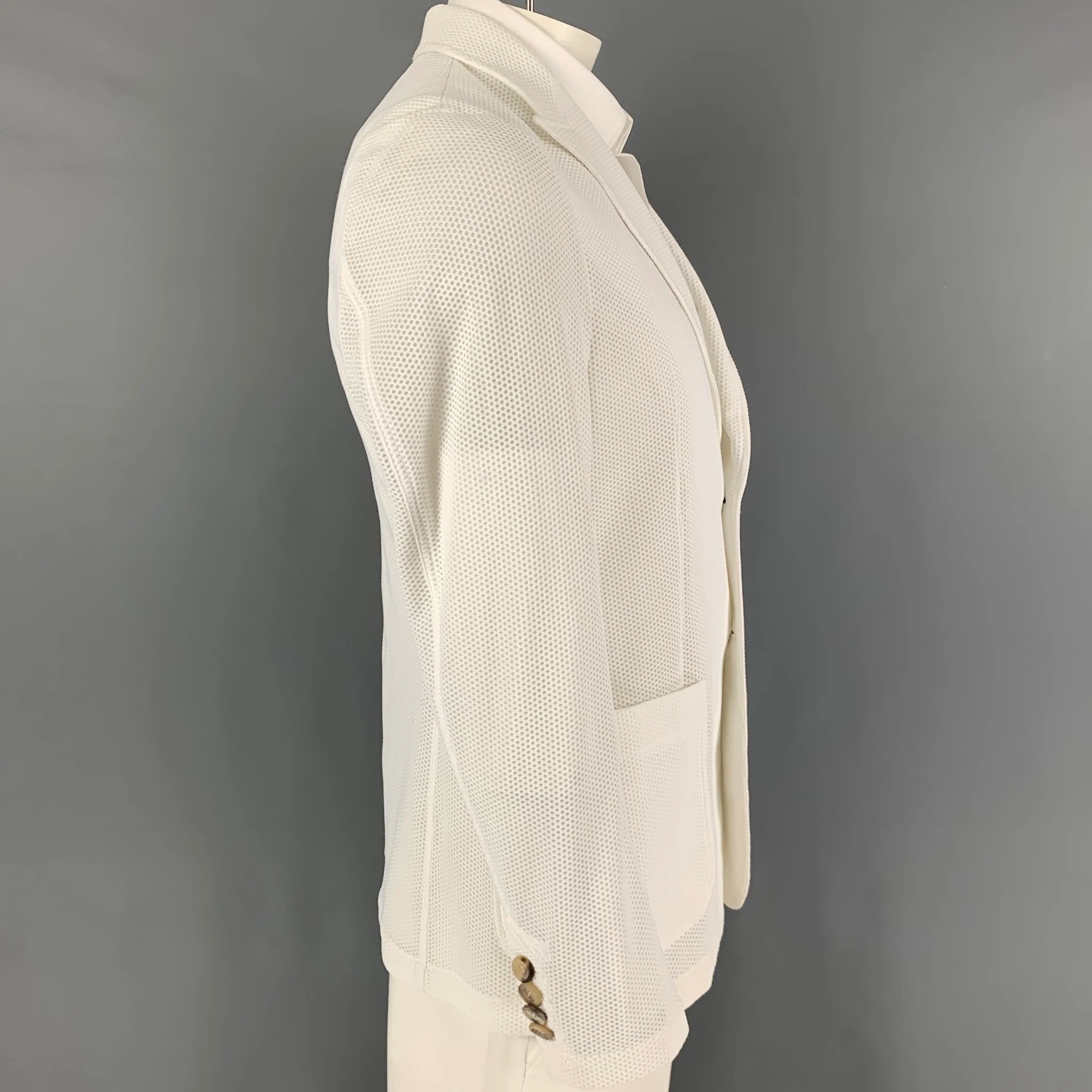 GIORGIO ARMANI Size 42 White Honeycomb Polyamide Sport Coat - Image 2
