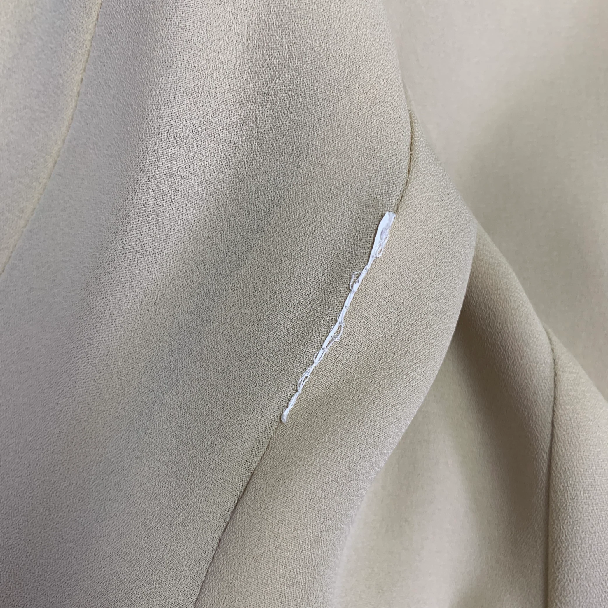 GIORGIO ARMANI Size 6 Beige Single Breasted Jacquard Suit - Image 8