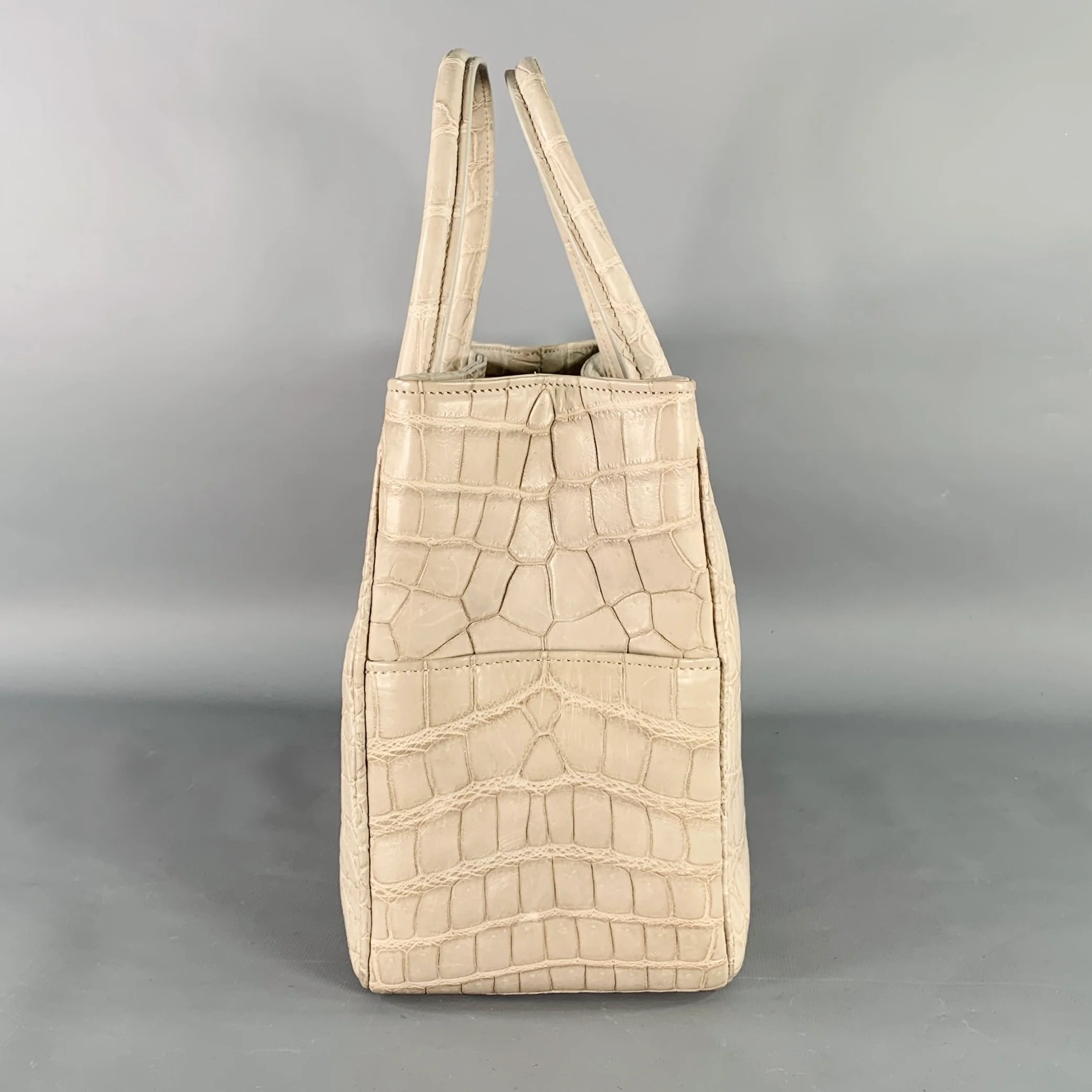 GIOSA Grey Crocodile Leather Tote Handbag - Image 2