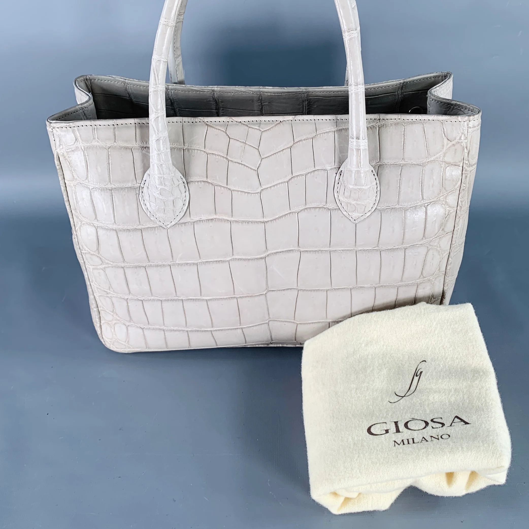 GIOSA Grey Crocodile Leather Tote Handbag - Image 8