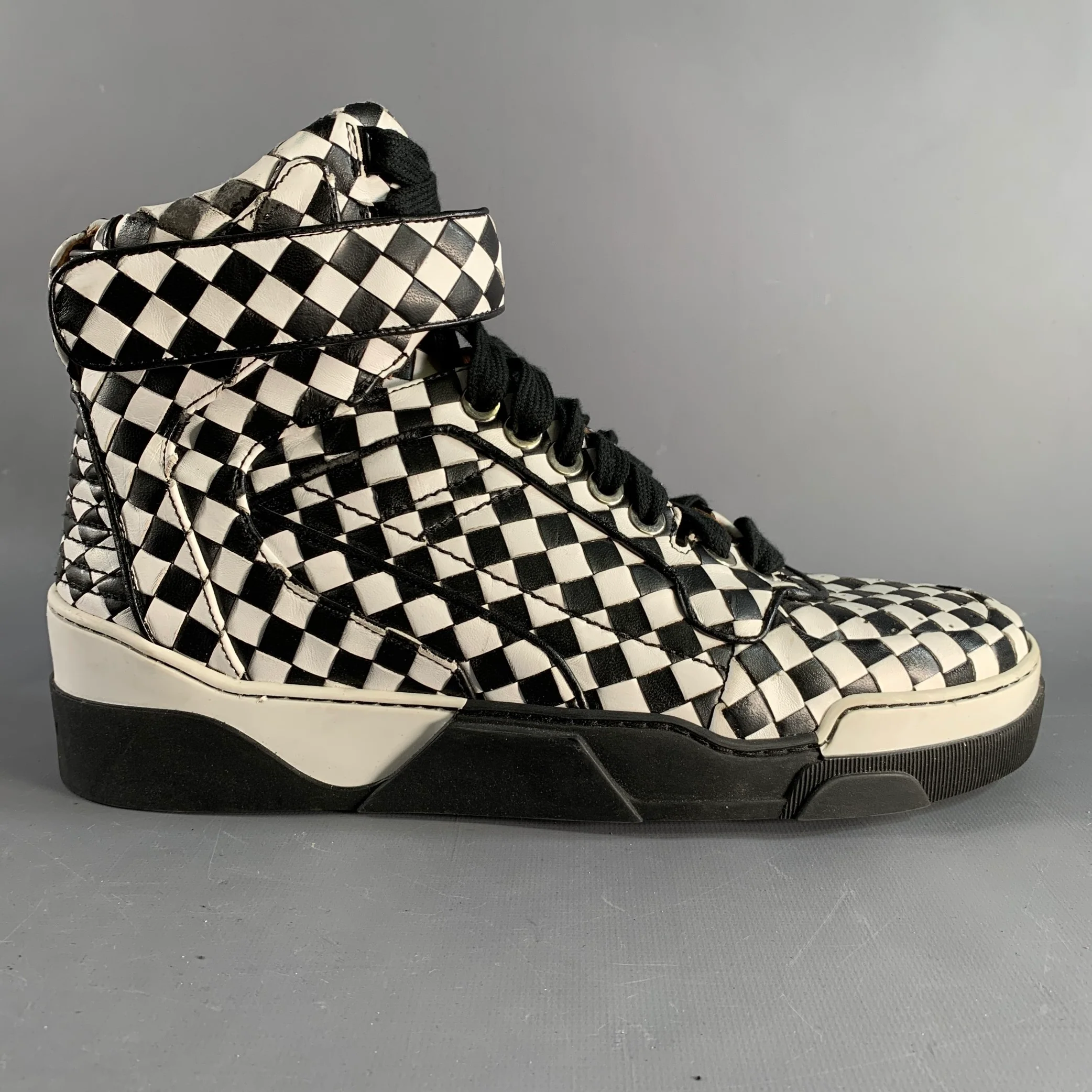 GIVENCHY Size 11 Black White Checkered Leather High Top Sneakers - Image 2