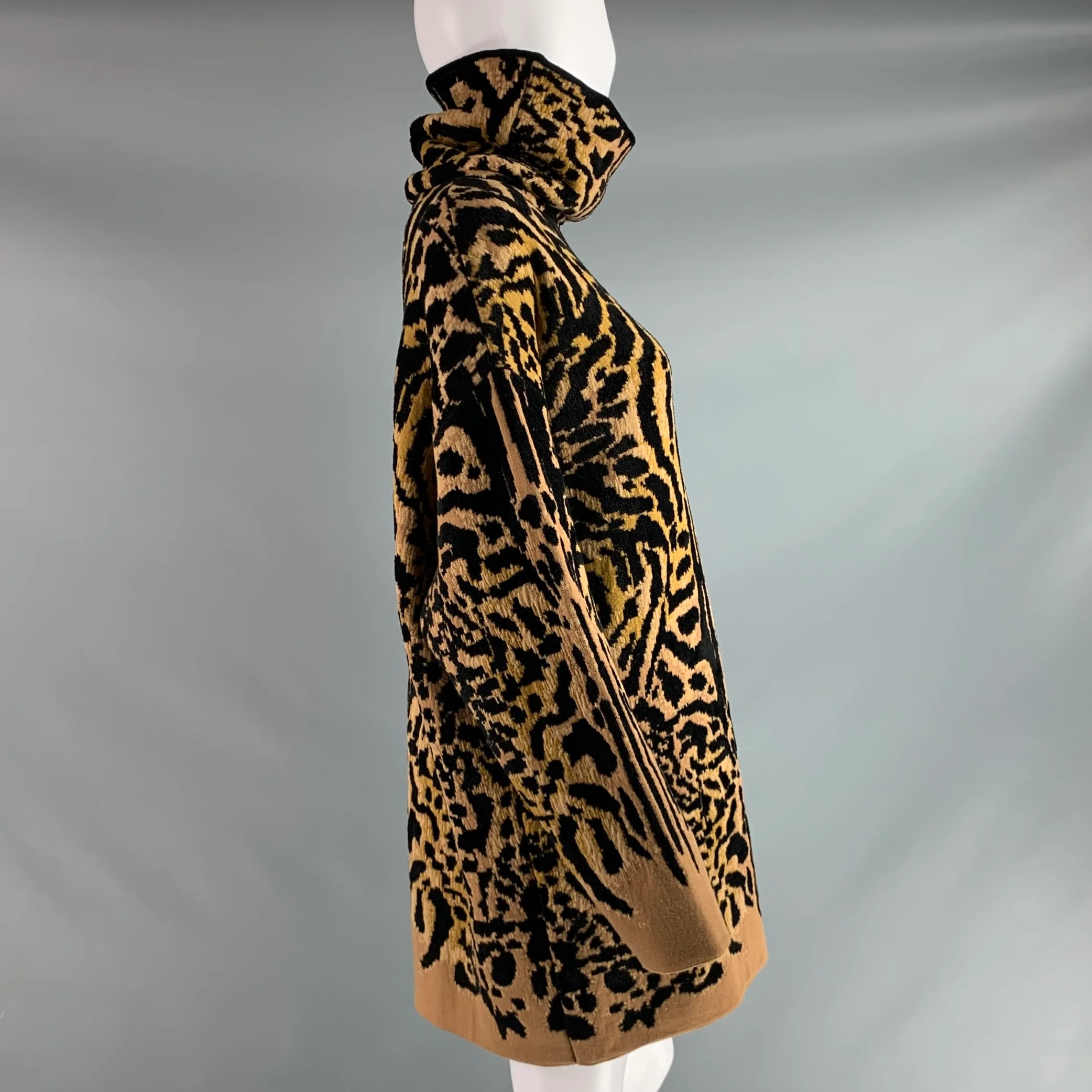 GIVENCHY Size XS Black Camel Wool Blend Leopard Turtleneck Sweater - Image 3