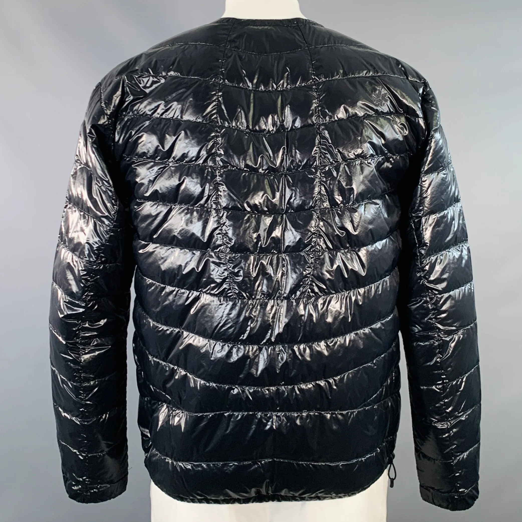 GOLDWIN Size L Black Quilted Nylon Zip Up Puffer Jacket - Image 3