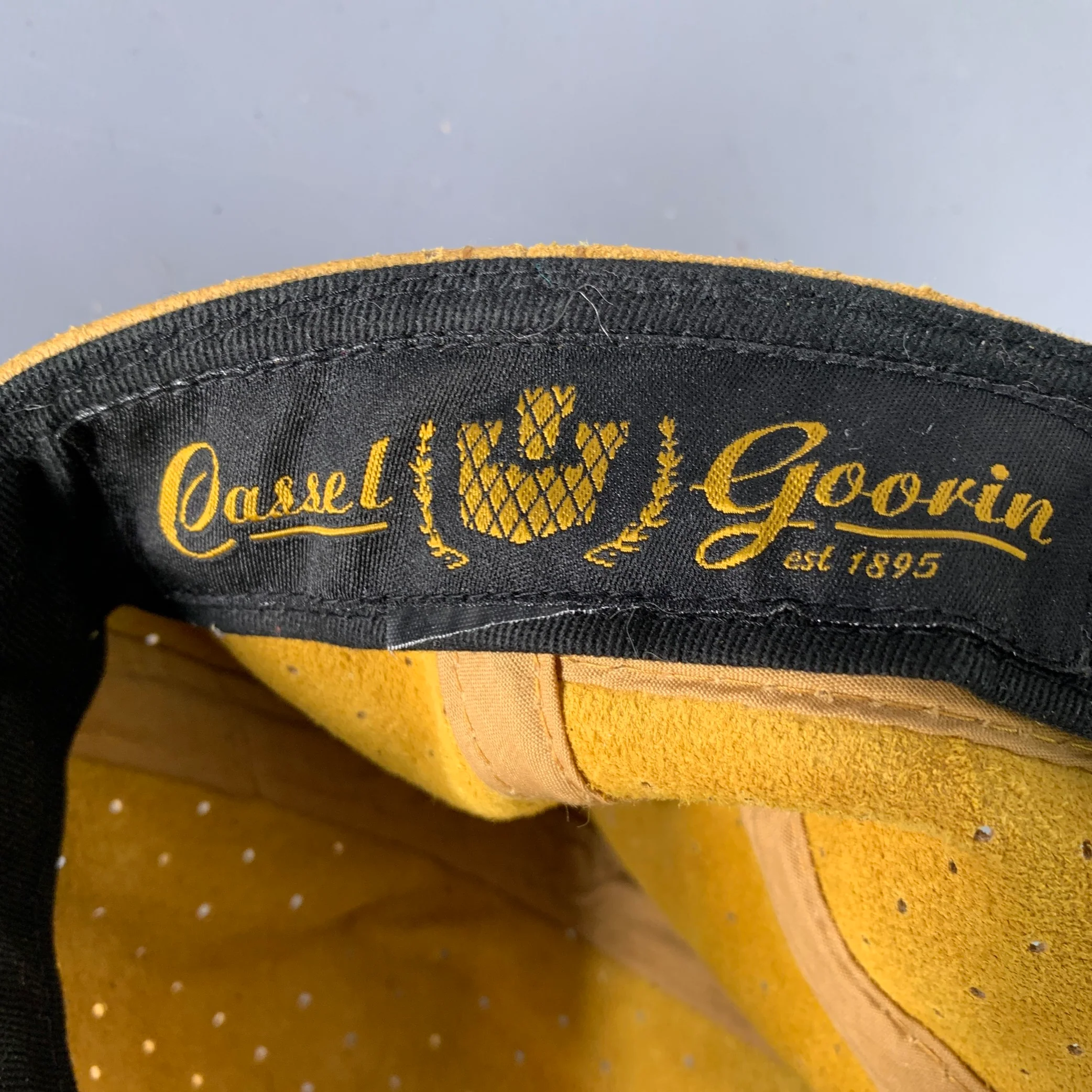 GOORIN BROTHERS by CASSEL GORRIN Yellow Perforated Leather Flat Cap Hat - Image 7
