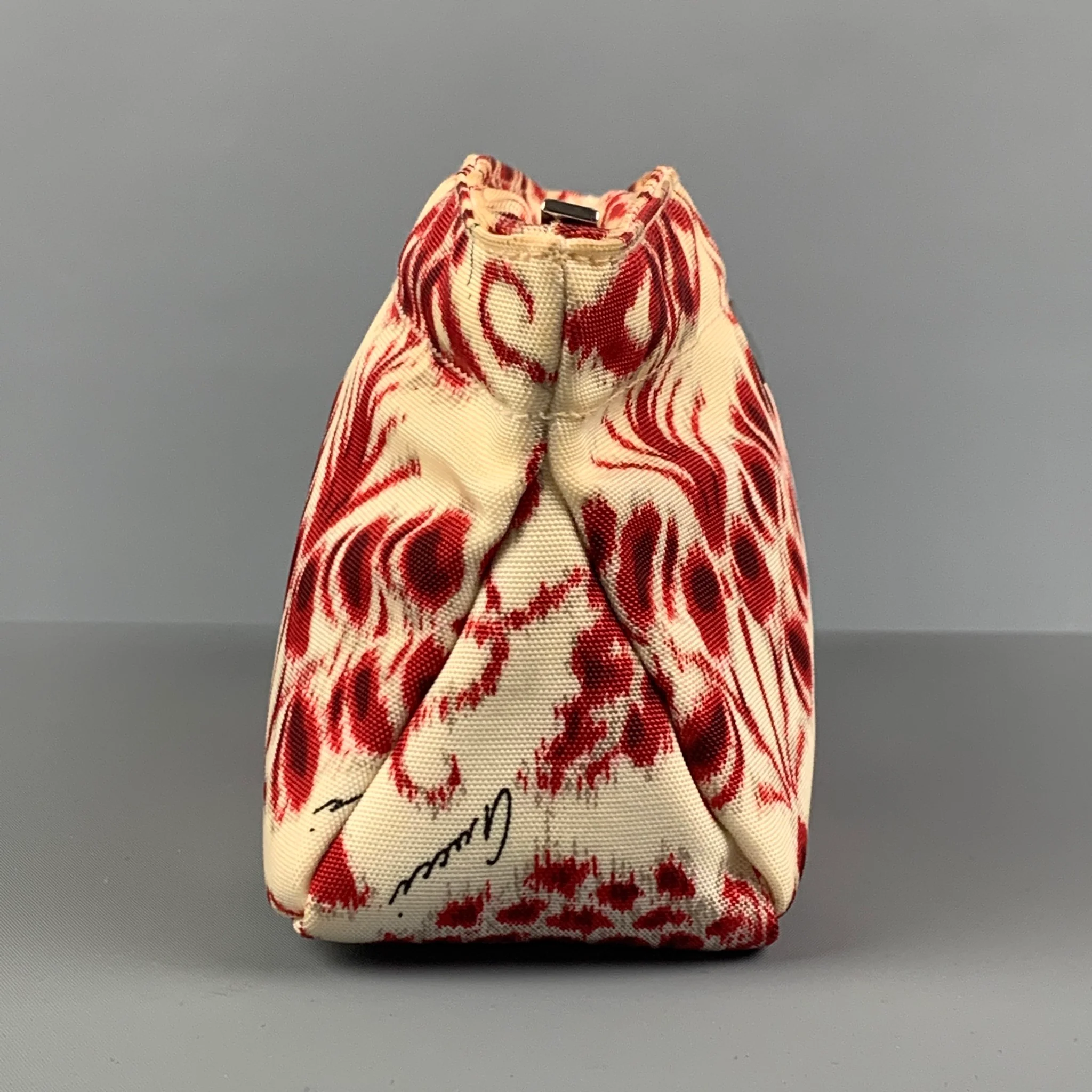 GUCCI by TOM FORD SS 2000 Red Beige Abstract Floral Canvas Toiletry Pouch Bag - Image 2