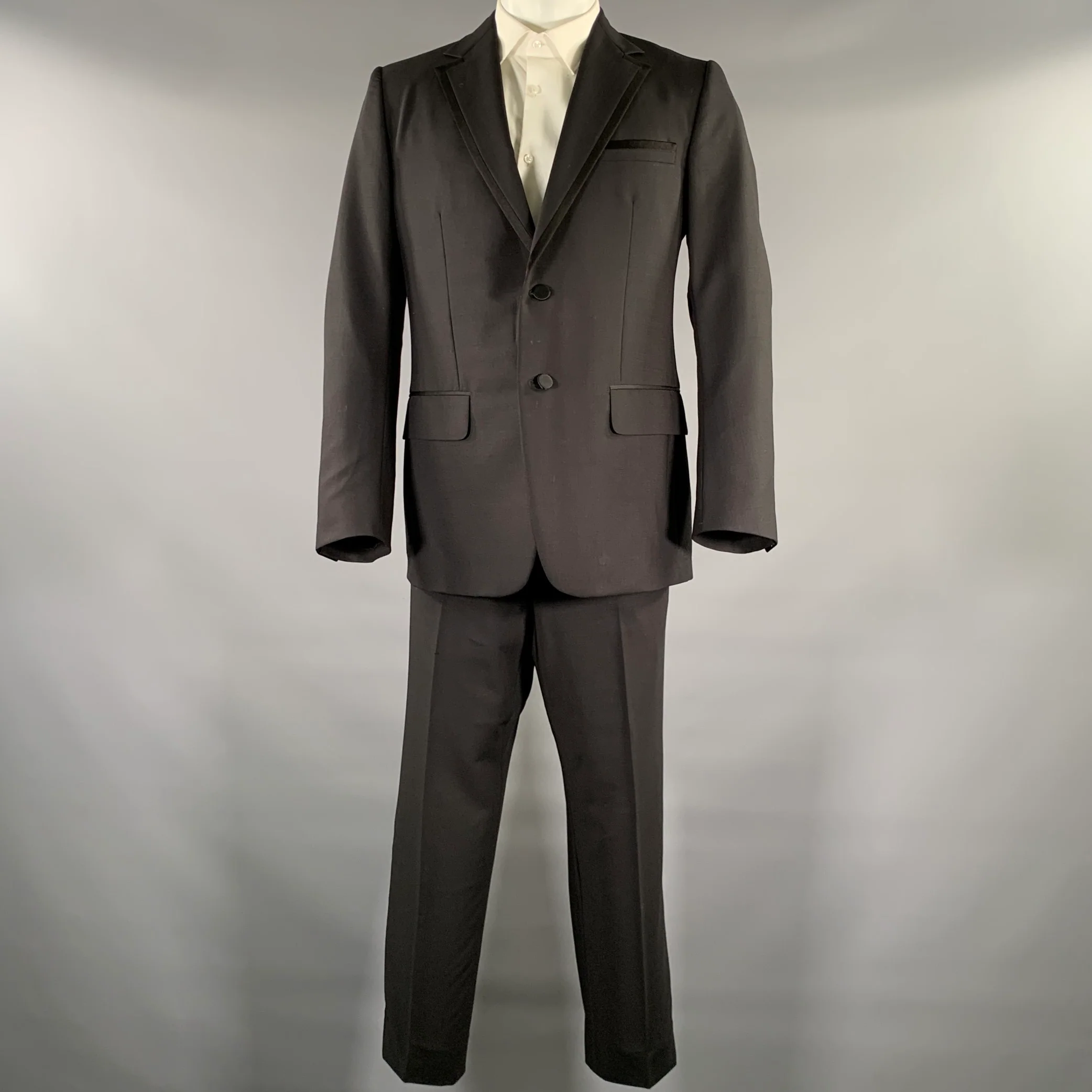 GUCCI Chest Size 40 Black Wool Mohair Tuxedo - Image 2