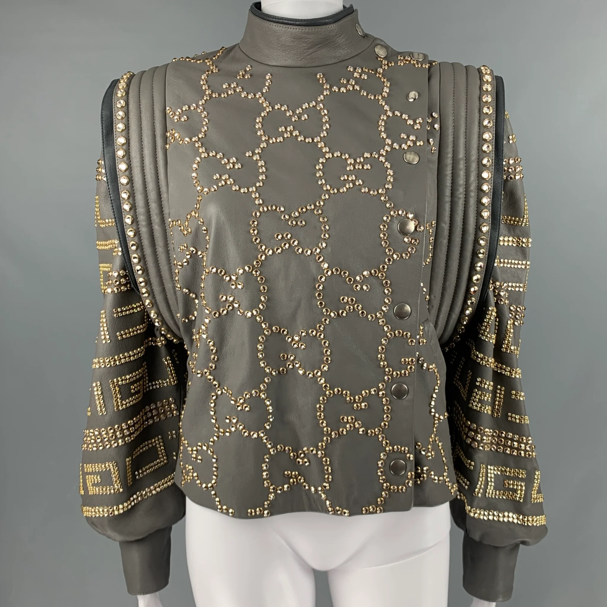GUCCI FW2018 Runway Size 2 Grey Gold Leather Studded Cropped Jacket