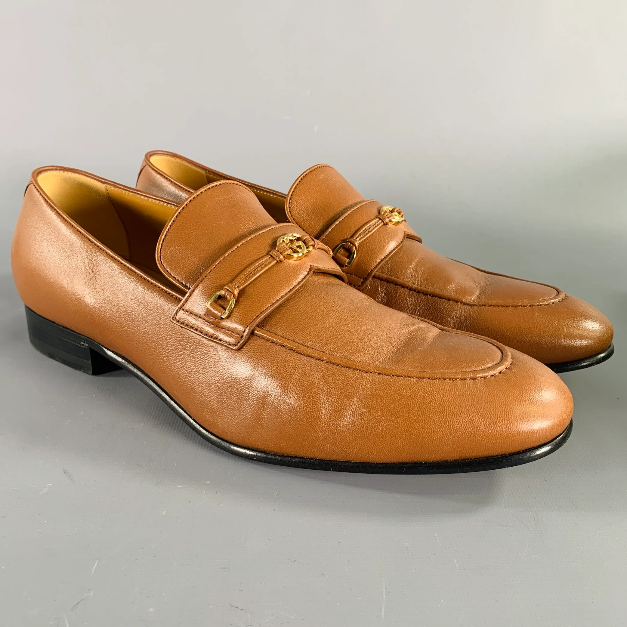 GUCCI Size 10.5 Tan Leather Slip On Loafers