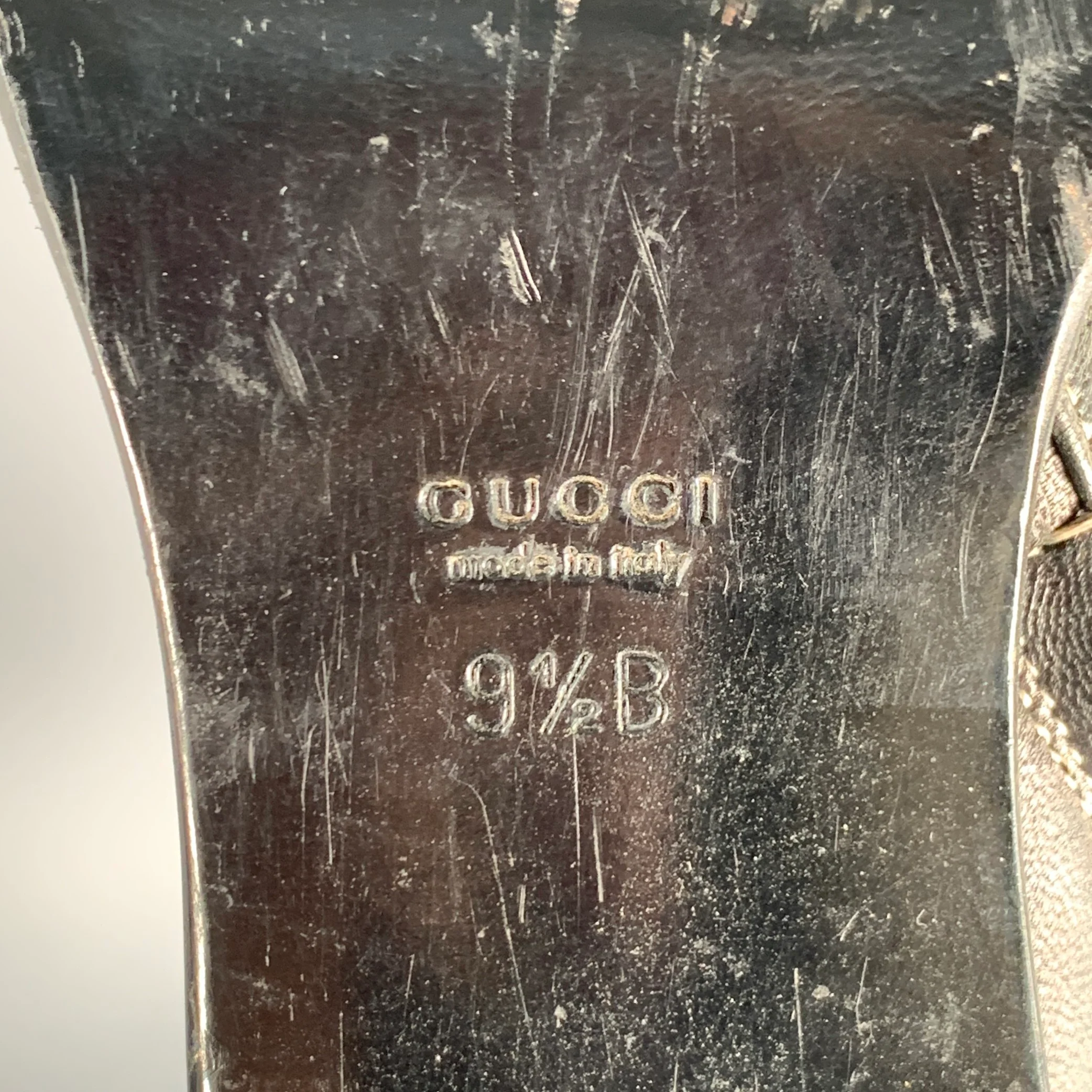 GUCCI Size 10 Black Leather Side Zipper Boots - Image 8