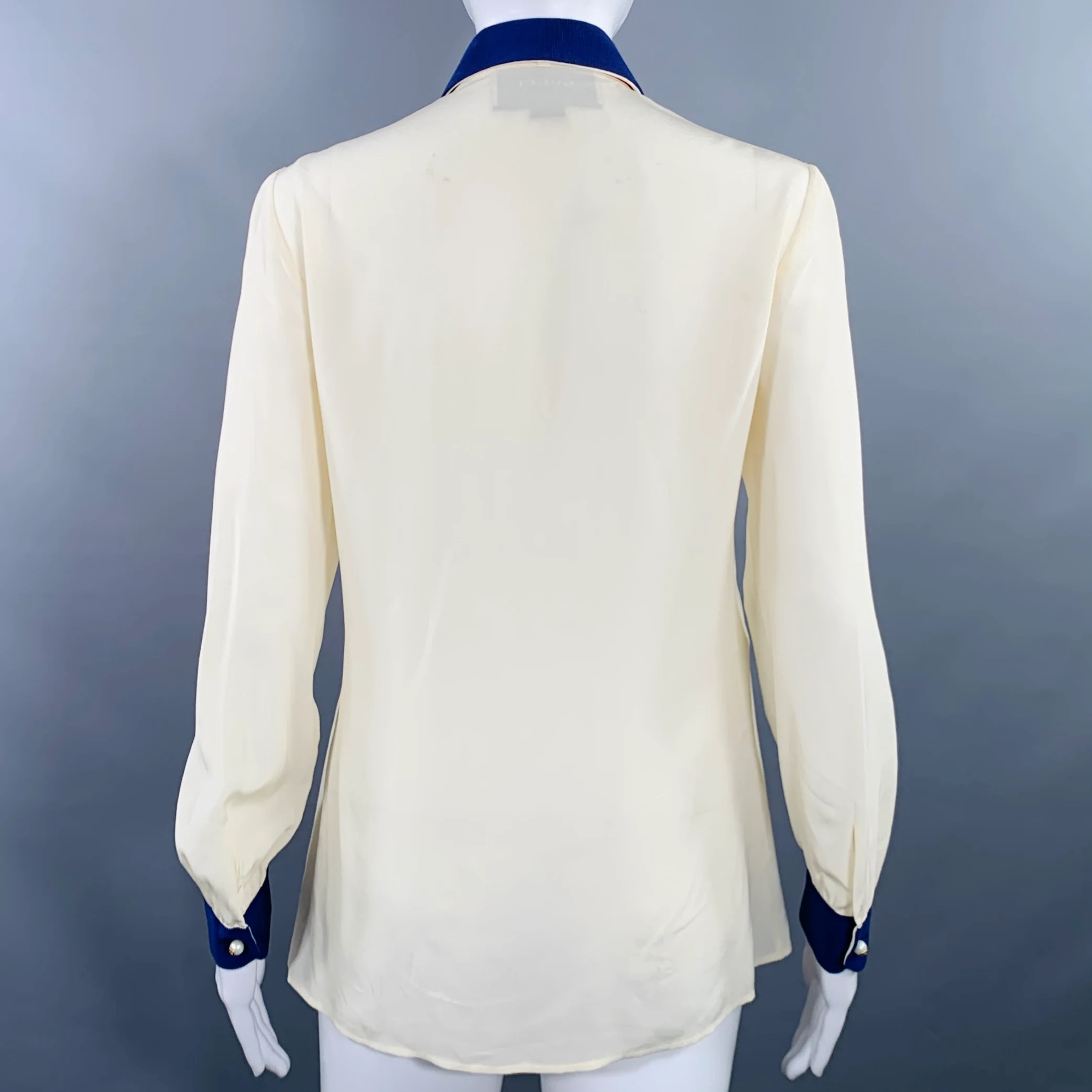 GUCCI Size 2 Cream Red Blue Silk Embellishment Pussybow Honeybees Blouse - Image 5