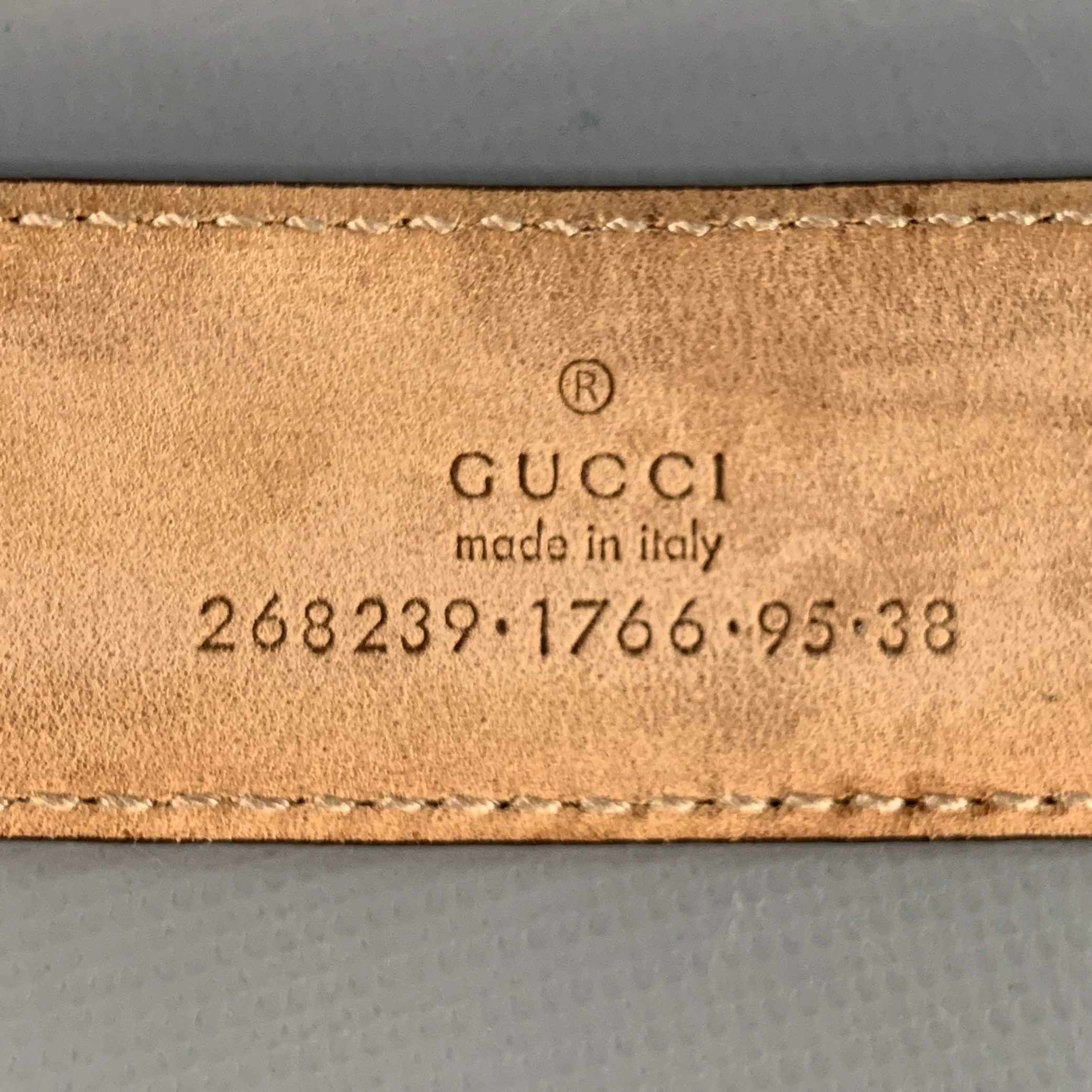 GUCCI Size 38 Black Silver Embossed Geometric Leather Belt - Image 4