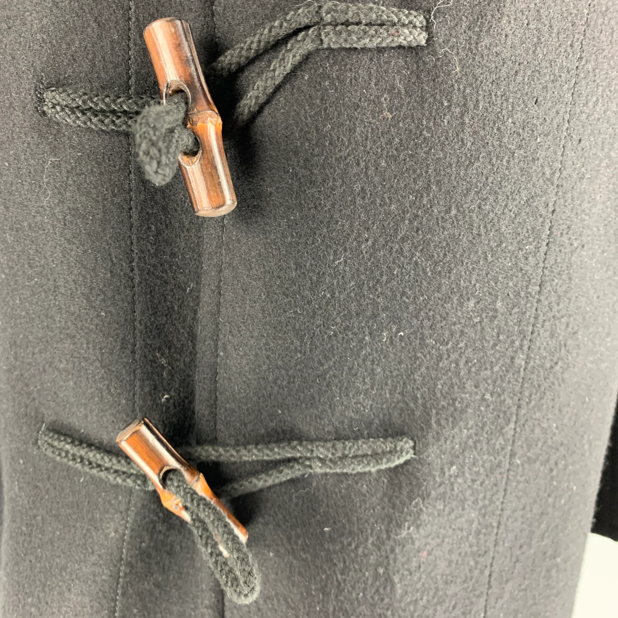 GUCCI Size 38 Black Solid Wool Peacoat Coat - Image 2