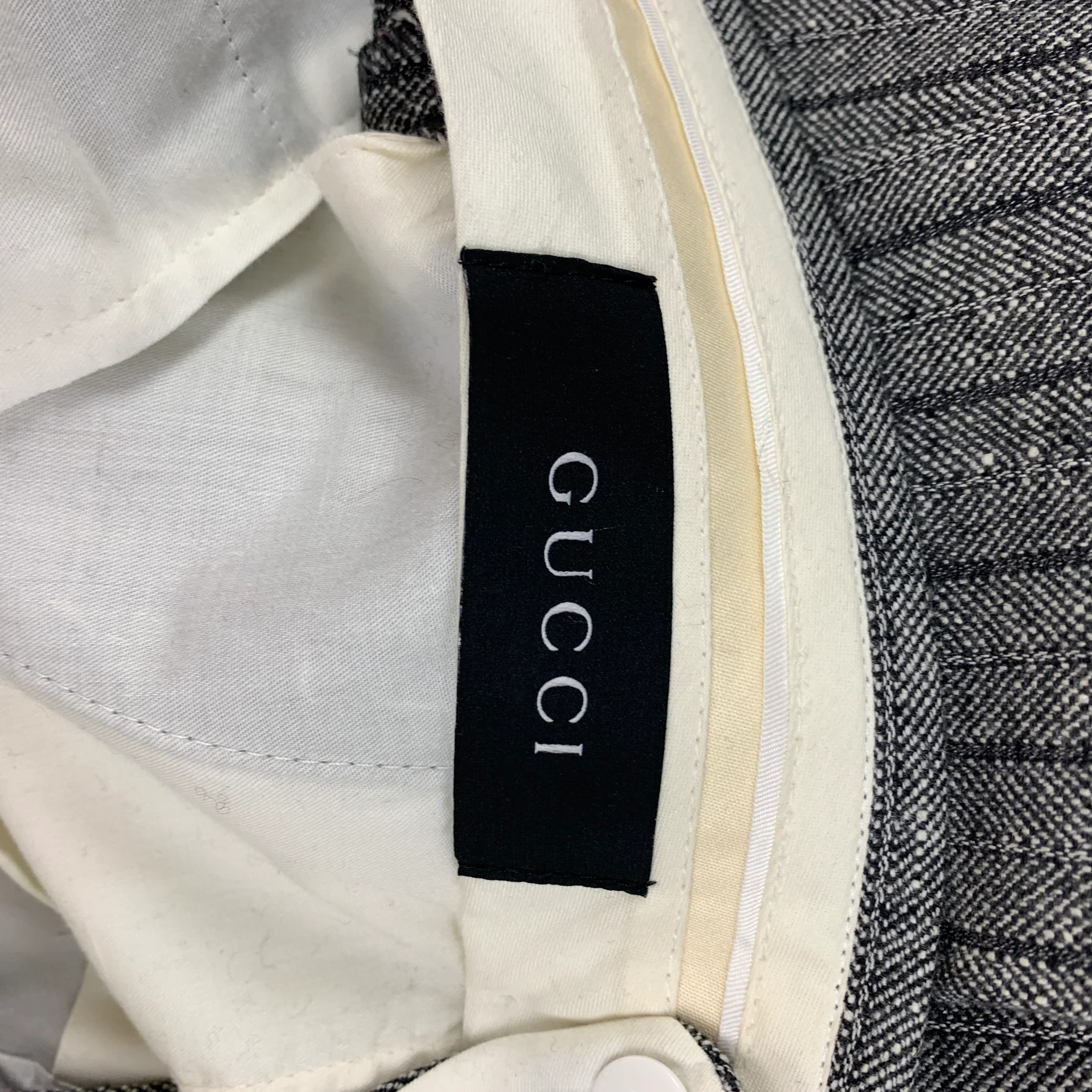 GUCCI Size 38 Grey Stripe Wool Blend Notch Lapel Suit - Image 10