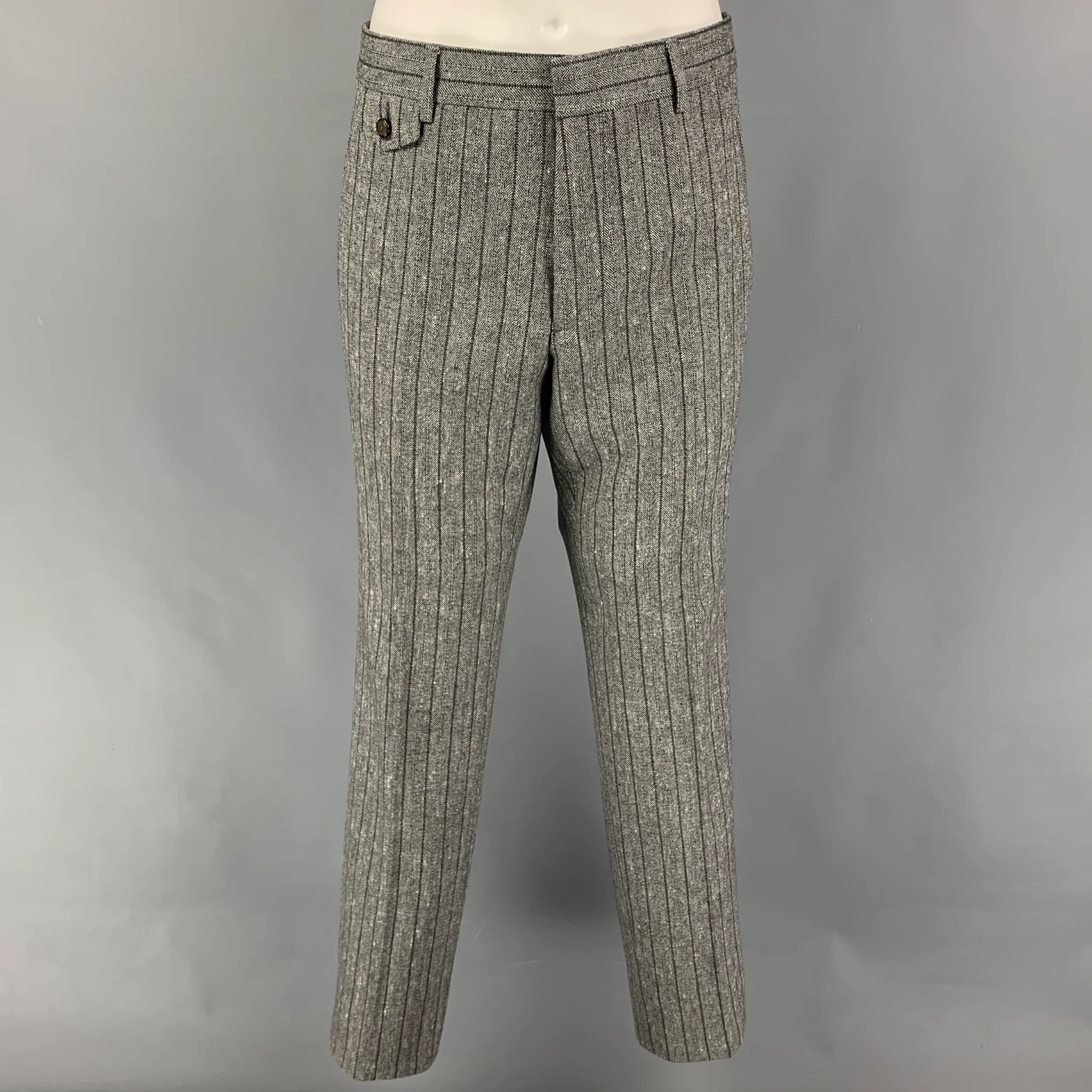 GUCCI Size 38 Grey Stripe Wool Blend Notch Lapel Suit - Image 5