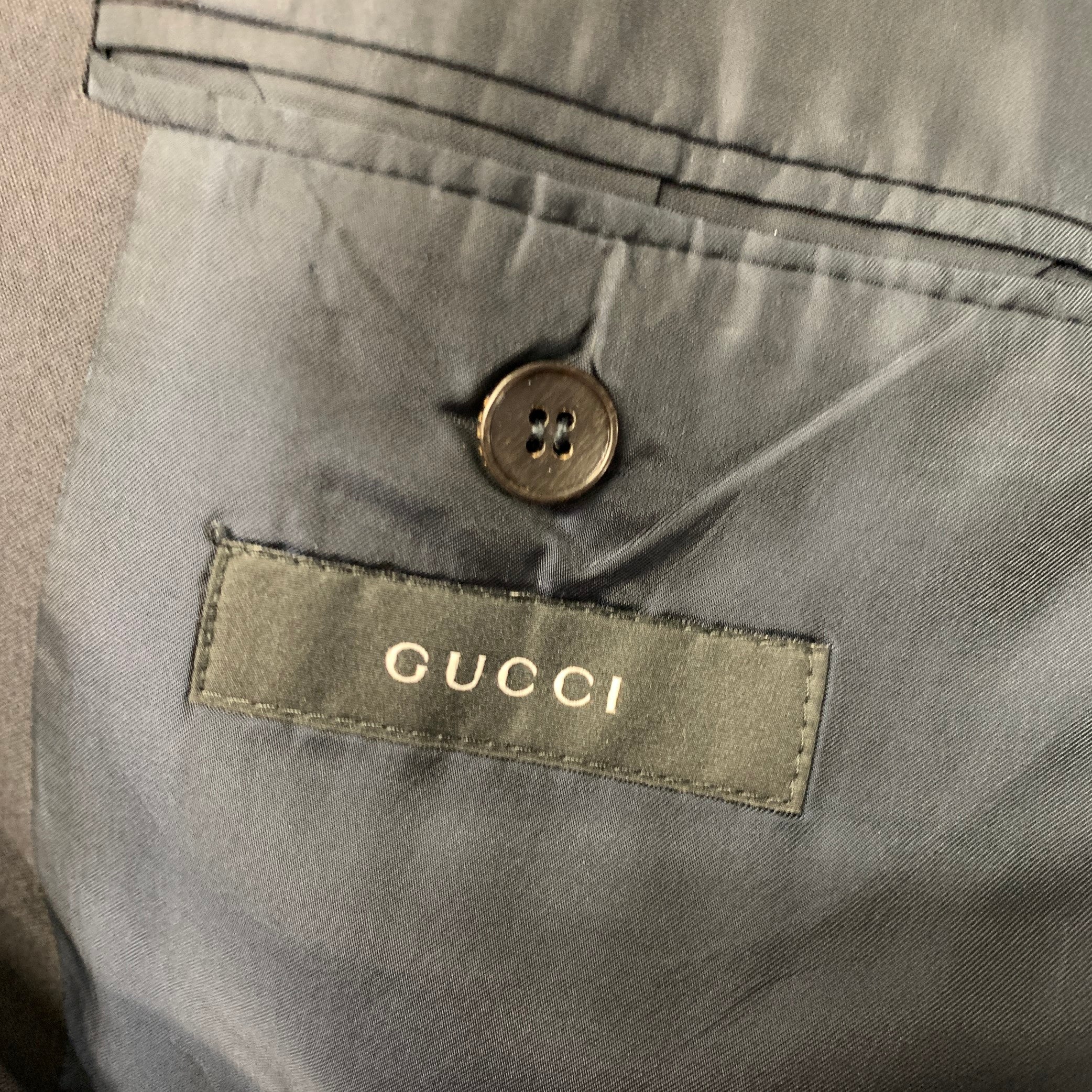 GUCCI Size 42 Navy Solid Wool Notch Lapel Sport Coat - Image 5