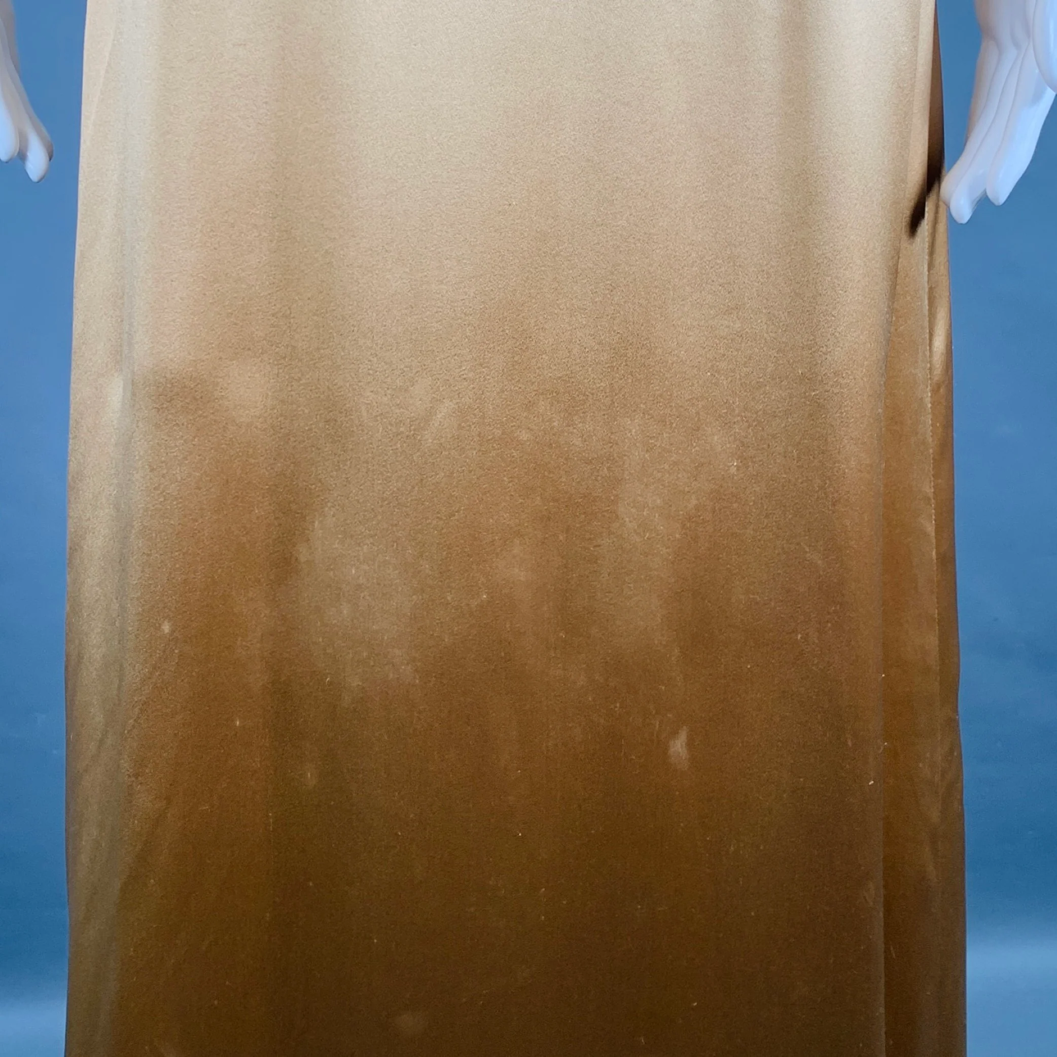 GUCCI Size 6 Gold Silk Ruched Short Sleeve Long Evening Gown - Image 6