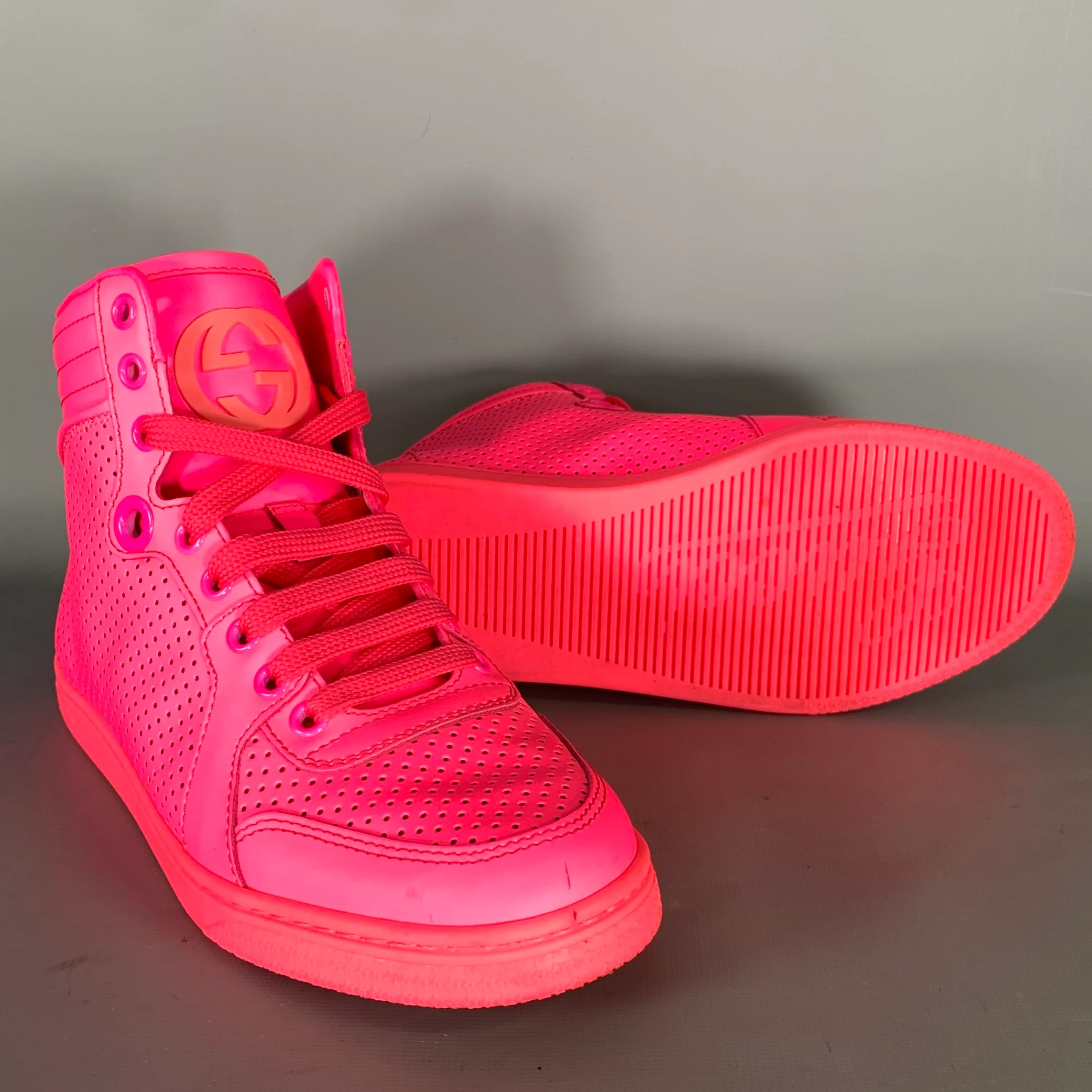 GUCCI Size 6 Pink Leather Perforated High Top Sneakers - Image 5