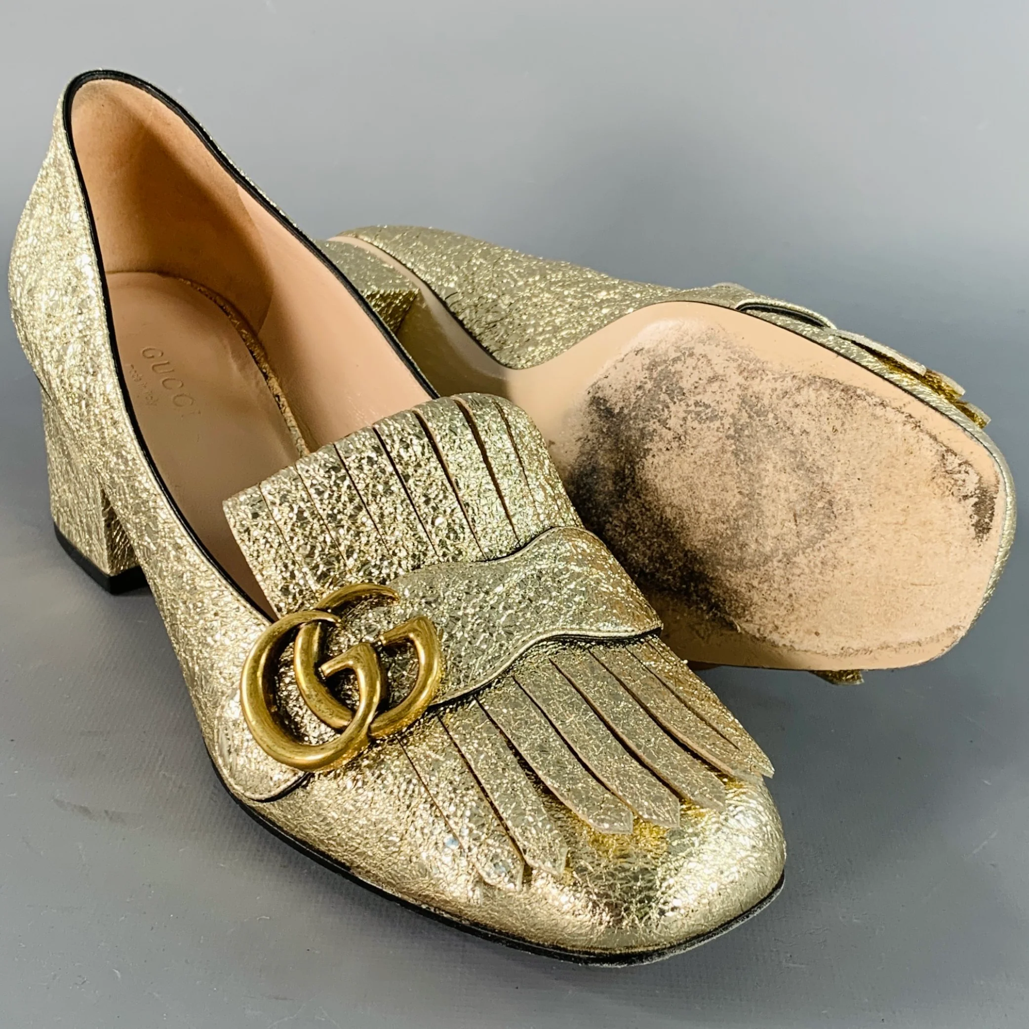 GUCCI Size 7.5 Metallic Gold Leather Textured Eyelash Fringed Pumps - Image 5